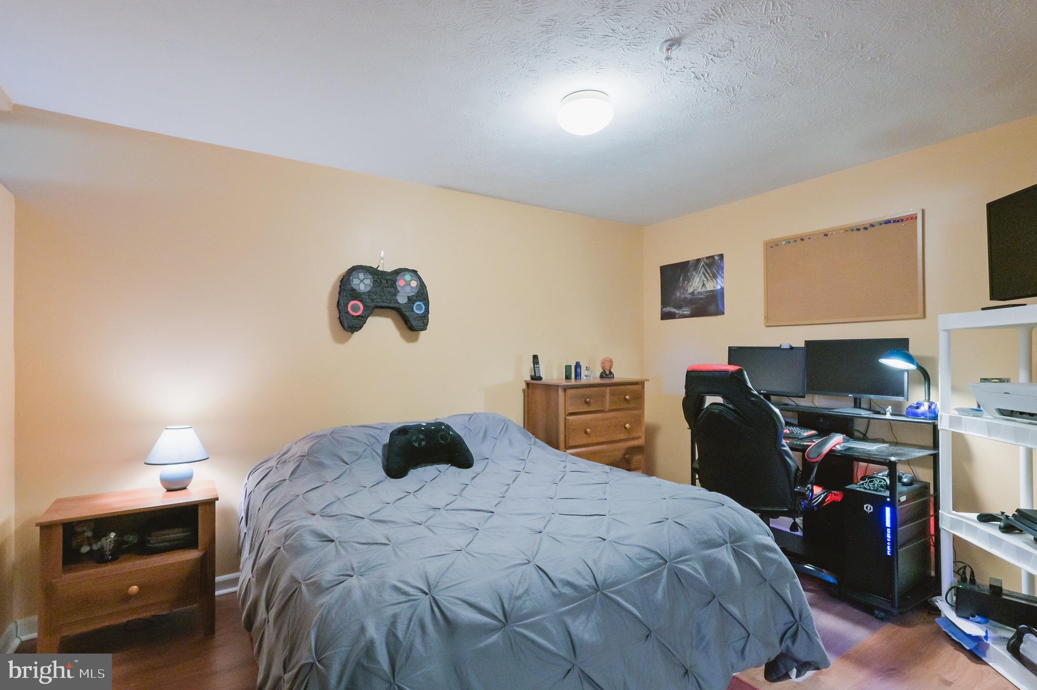 CYPRESS HILLS - Residential