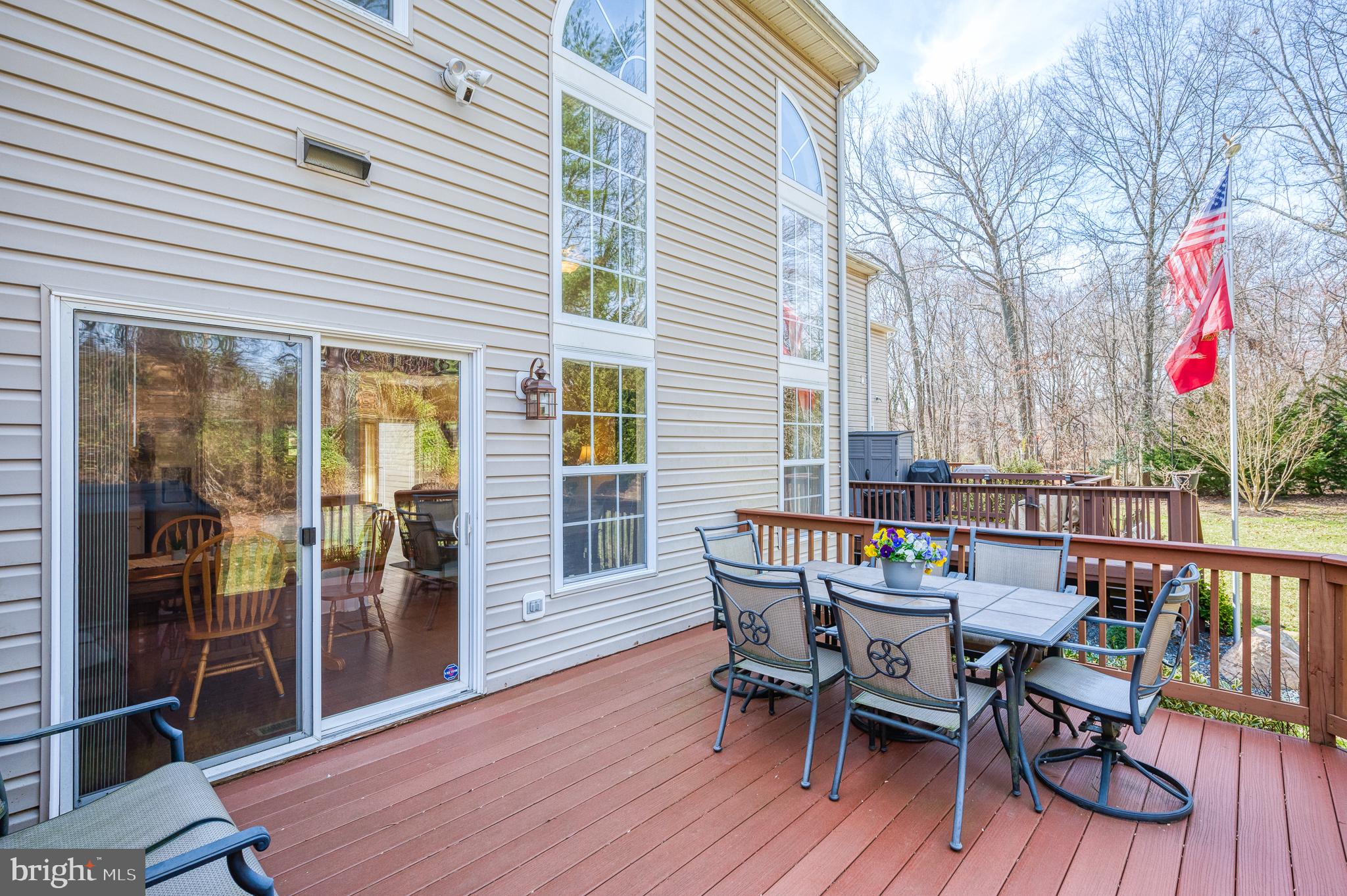 CYPRESS HILLS - Residential