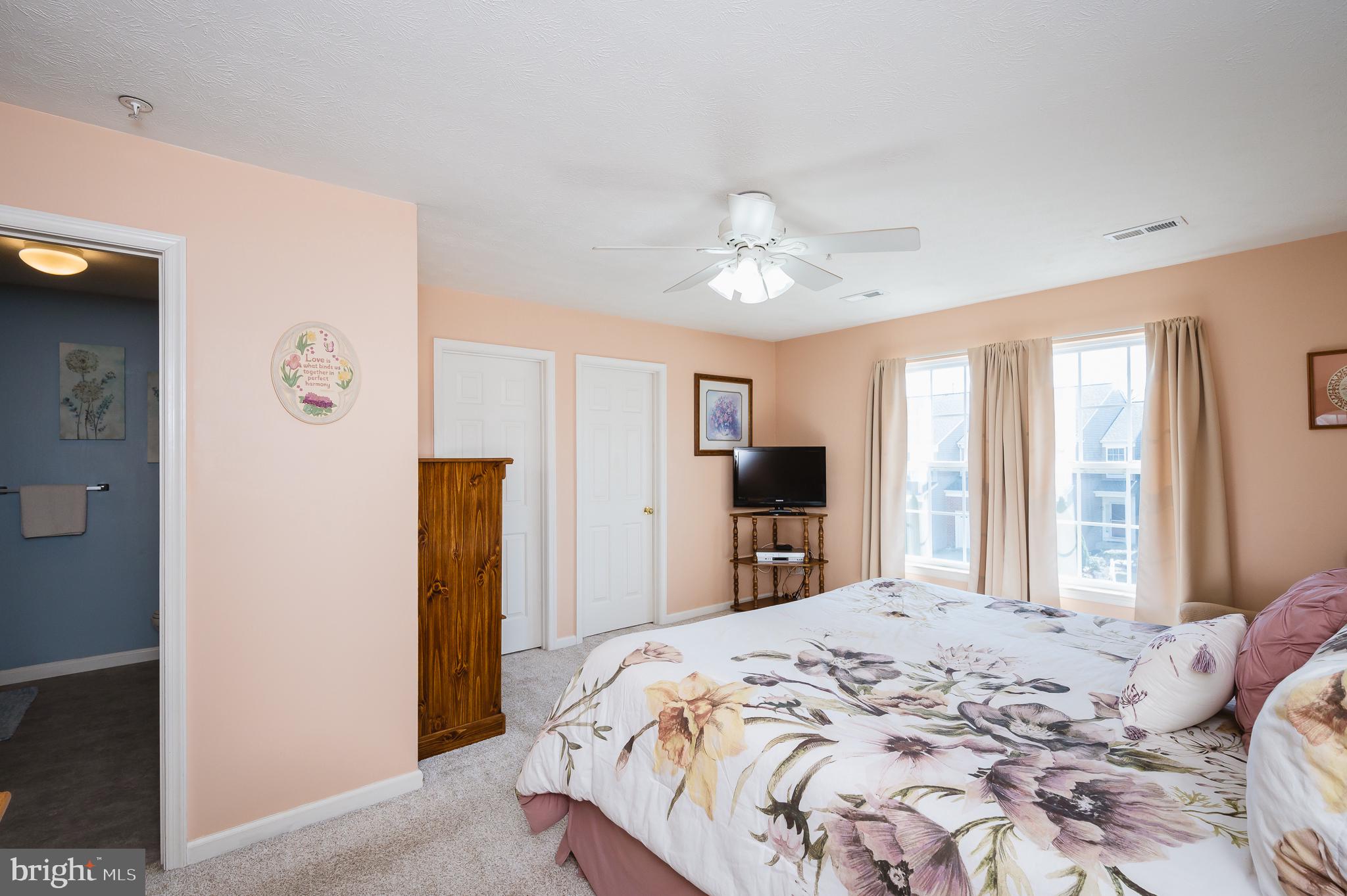 CYPRESS HILLS - Residential