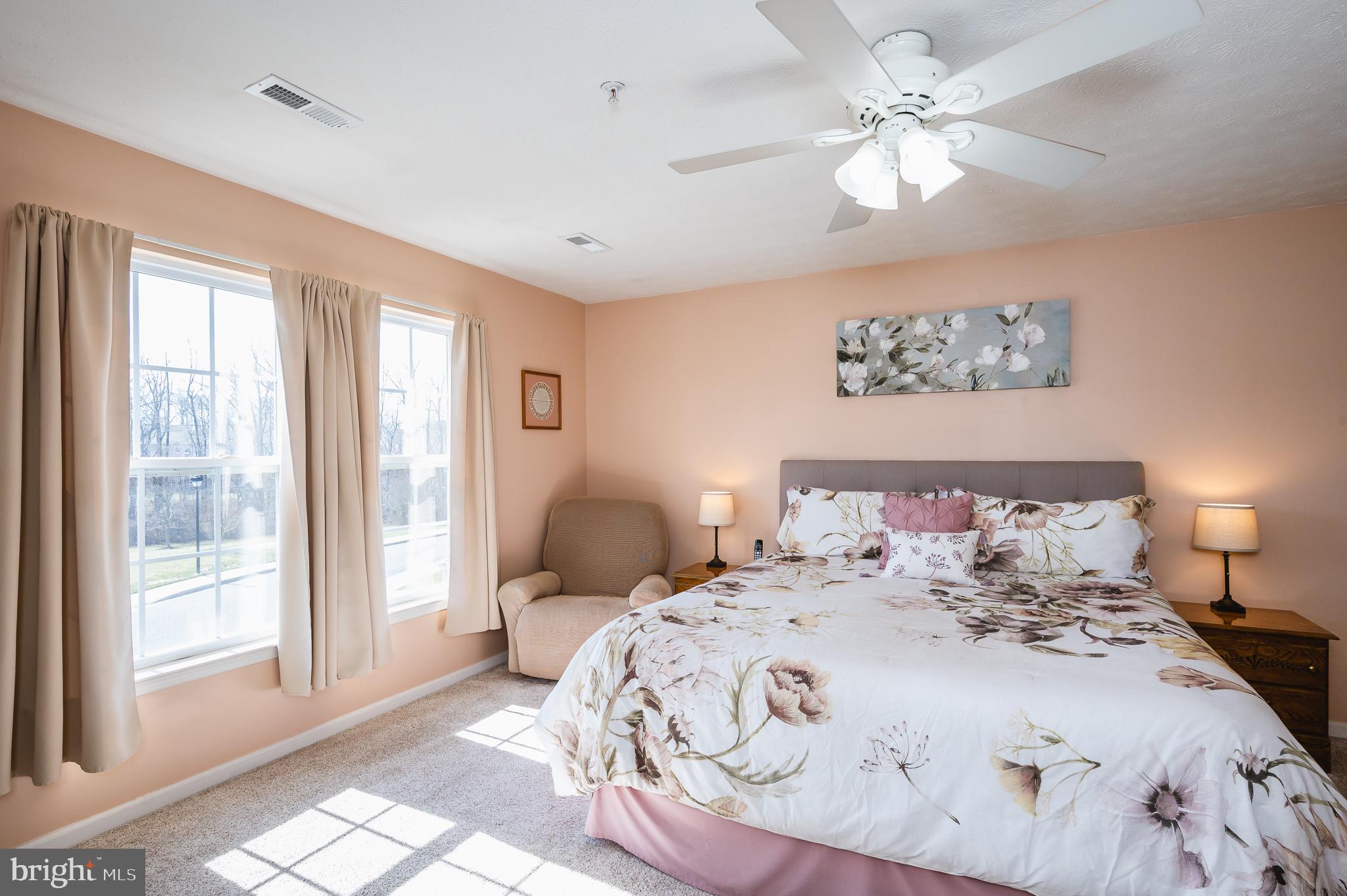 CYPRESS HILLS - Residential