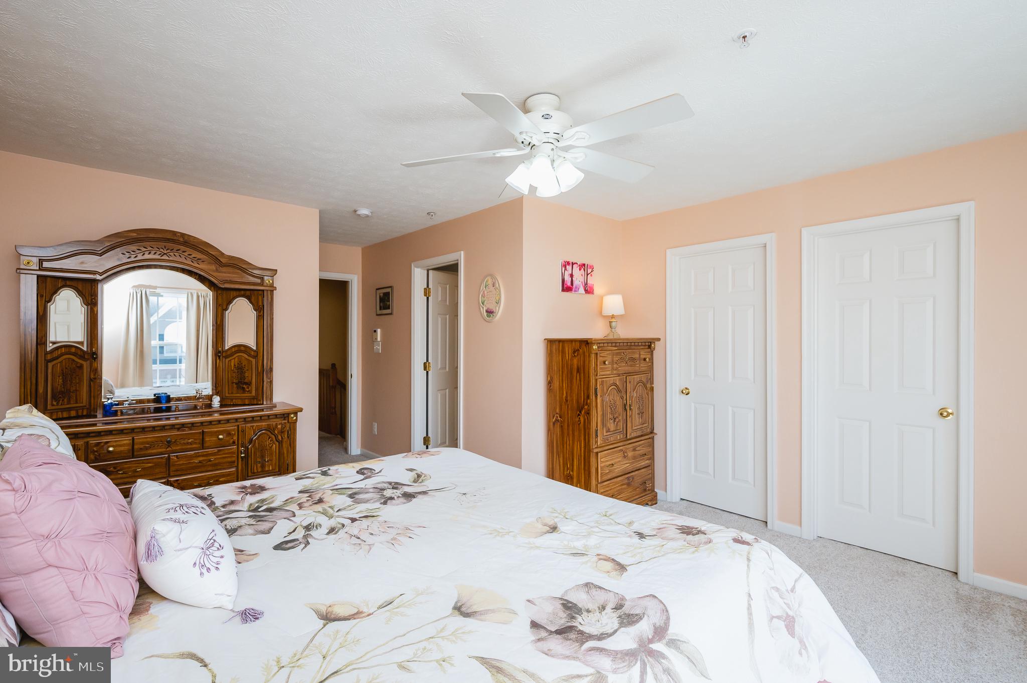 CYPRESS HILLS - Residential