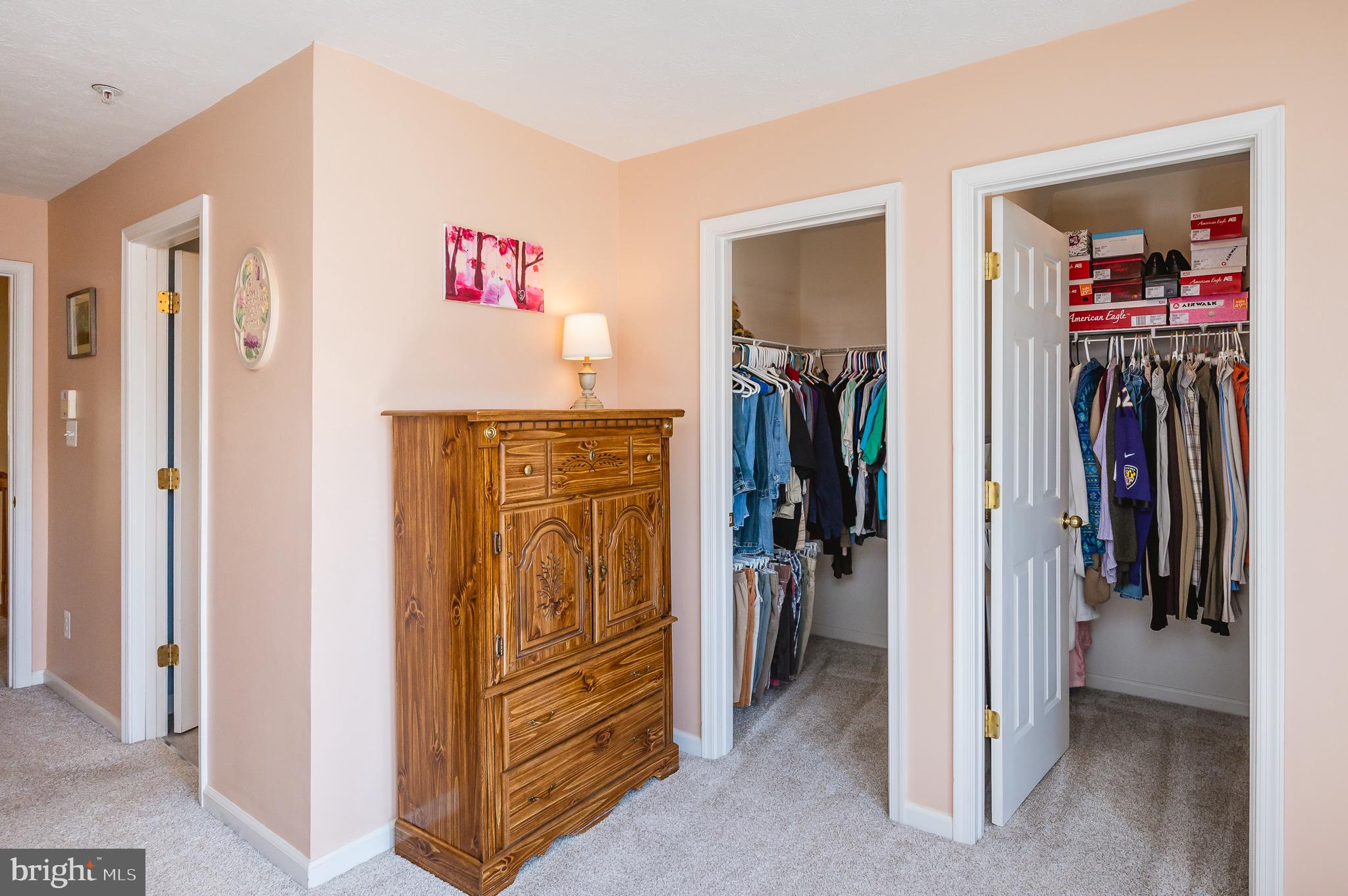 CYPRESS HILLS - Residential