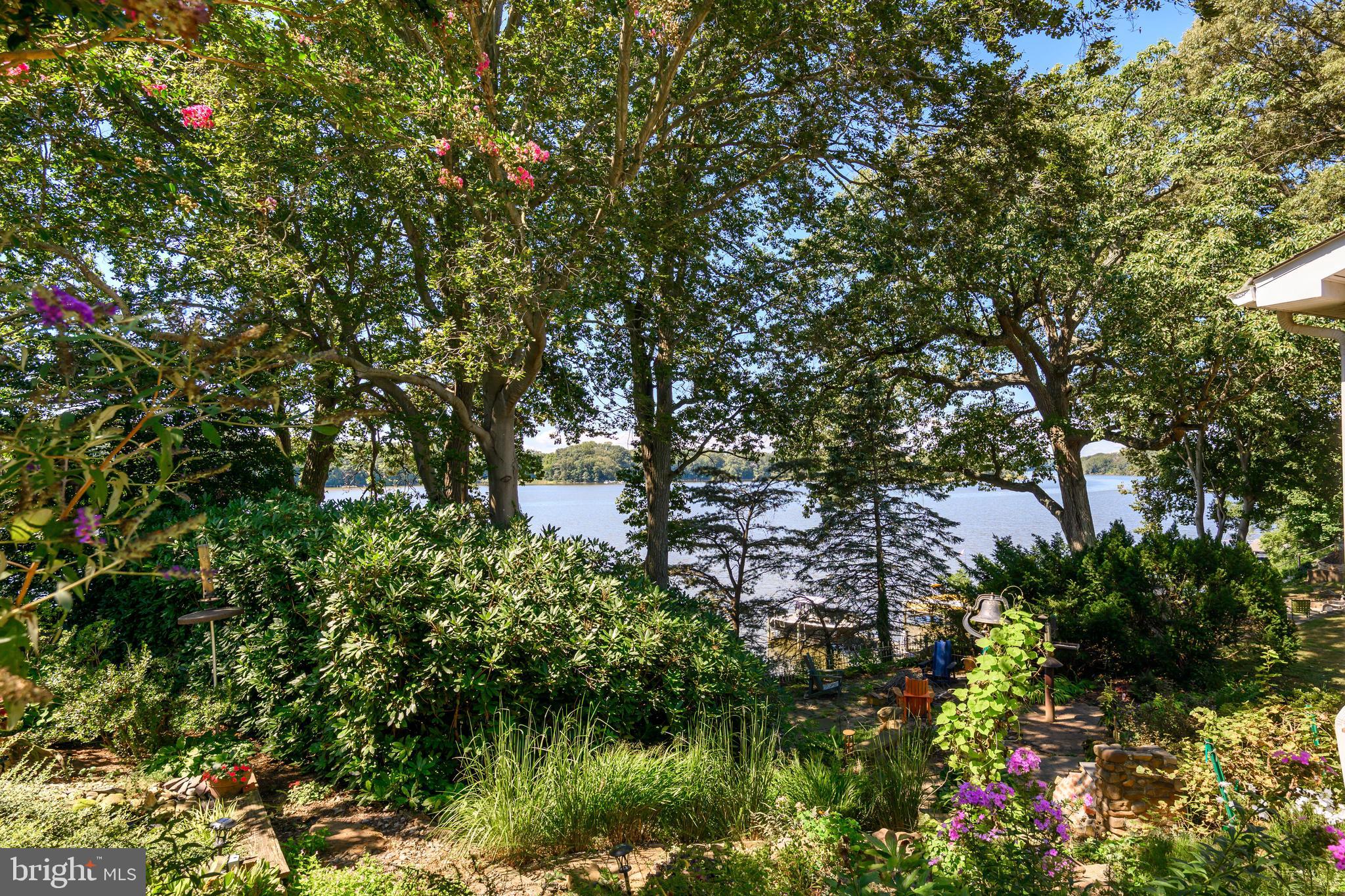 WYMONT PARK - Residential