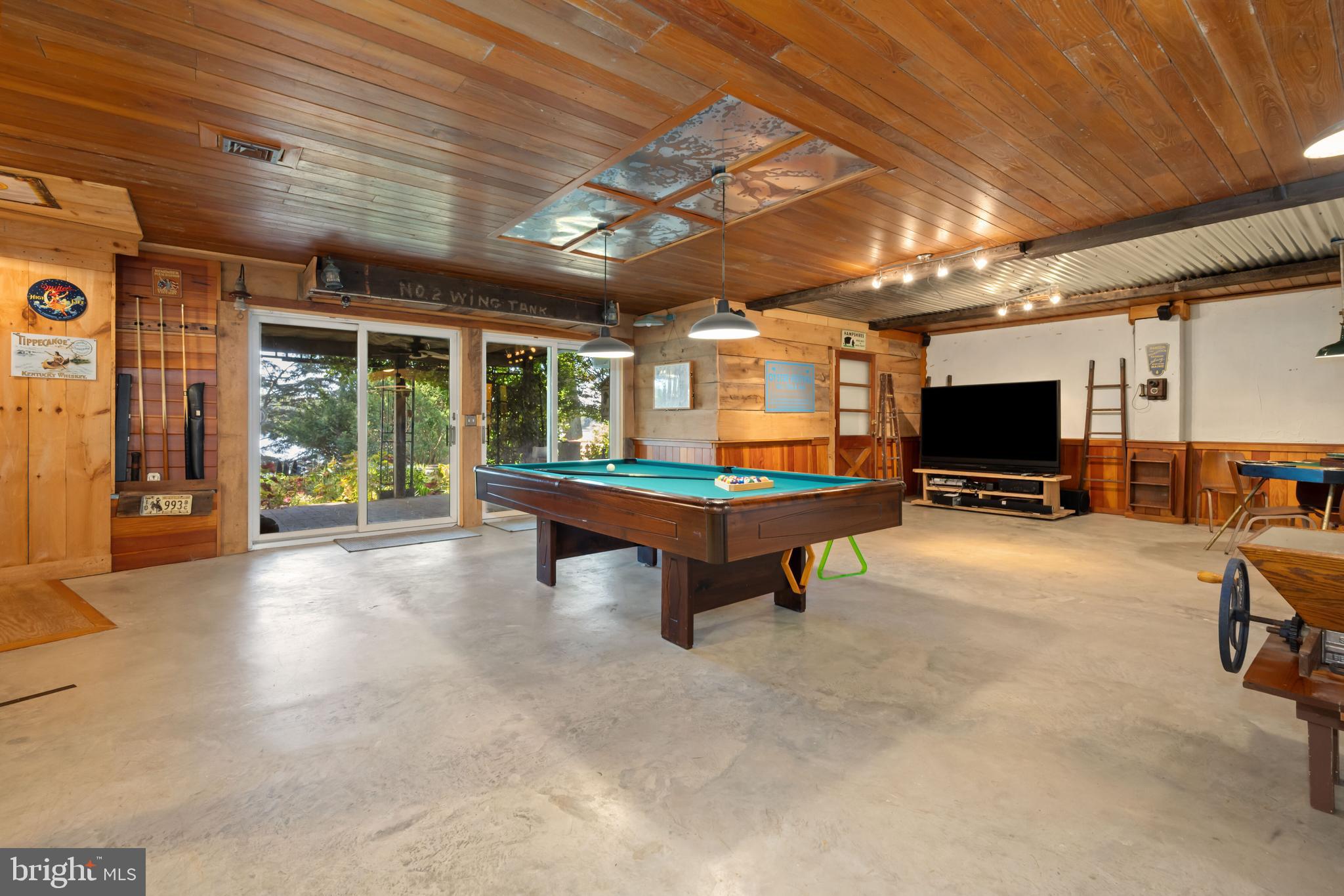 WYMONT PARK - Residential