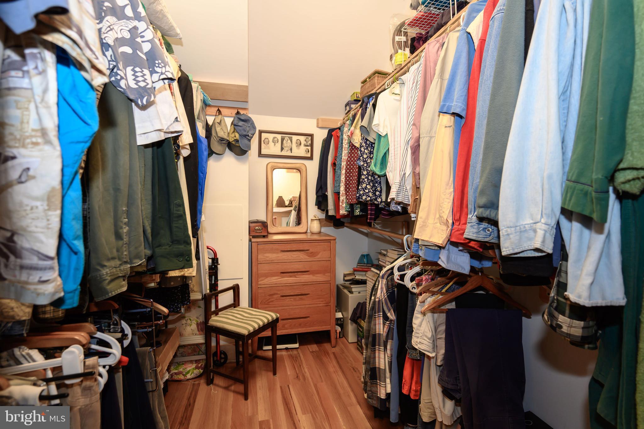 WYMONT PARK - Residential