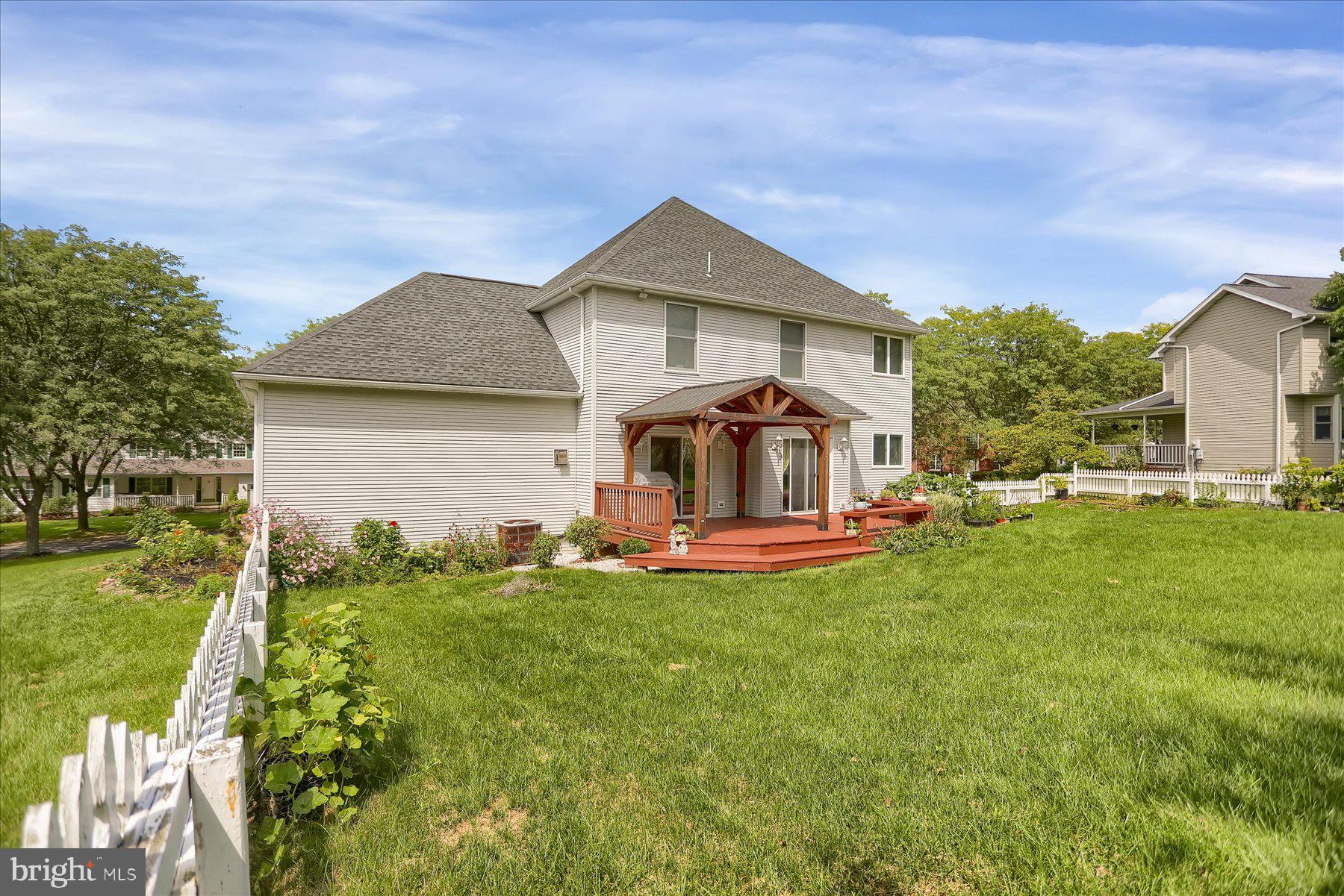 CLOVER HIGHLANDS - Residential