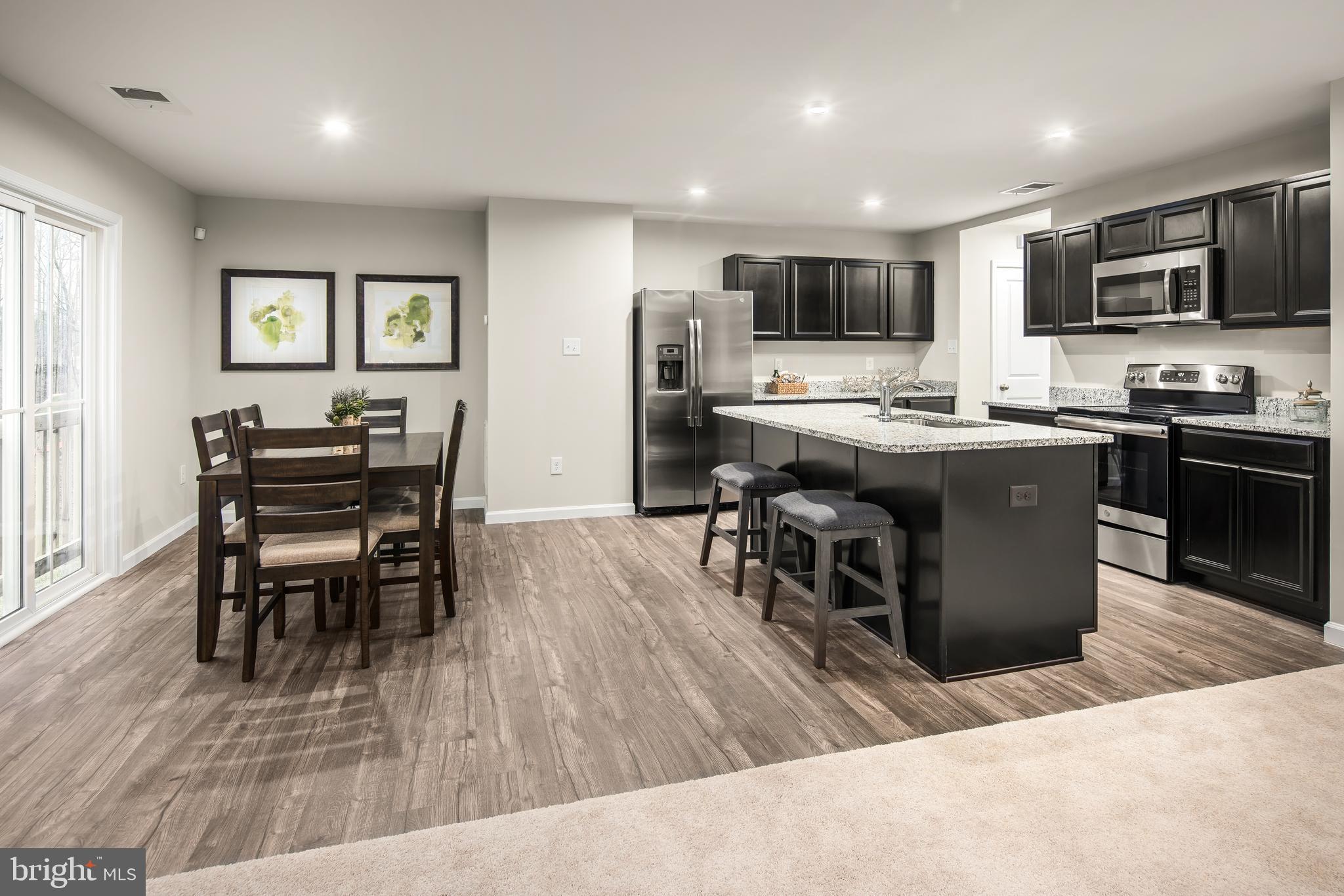 GREEN RIDGE MANOR - Residential