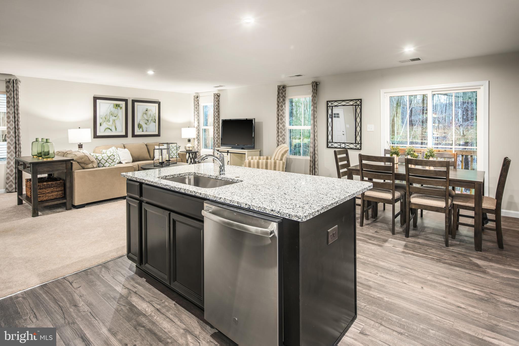 GREEN RIDGE MANOR - Residential