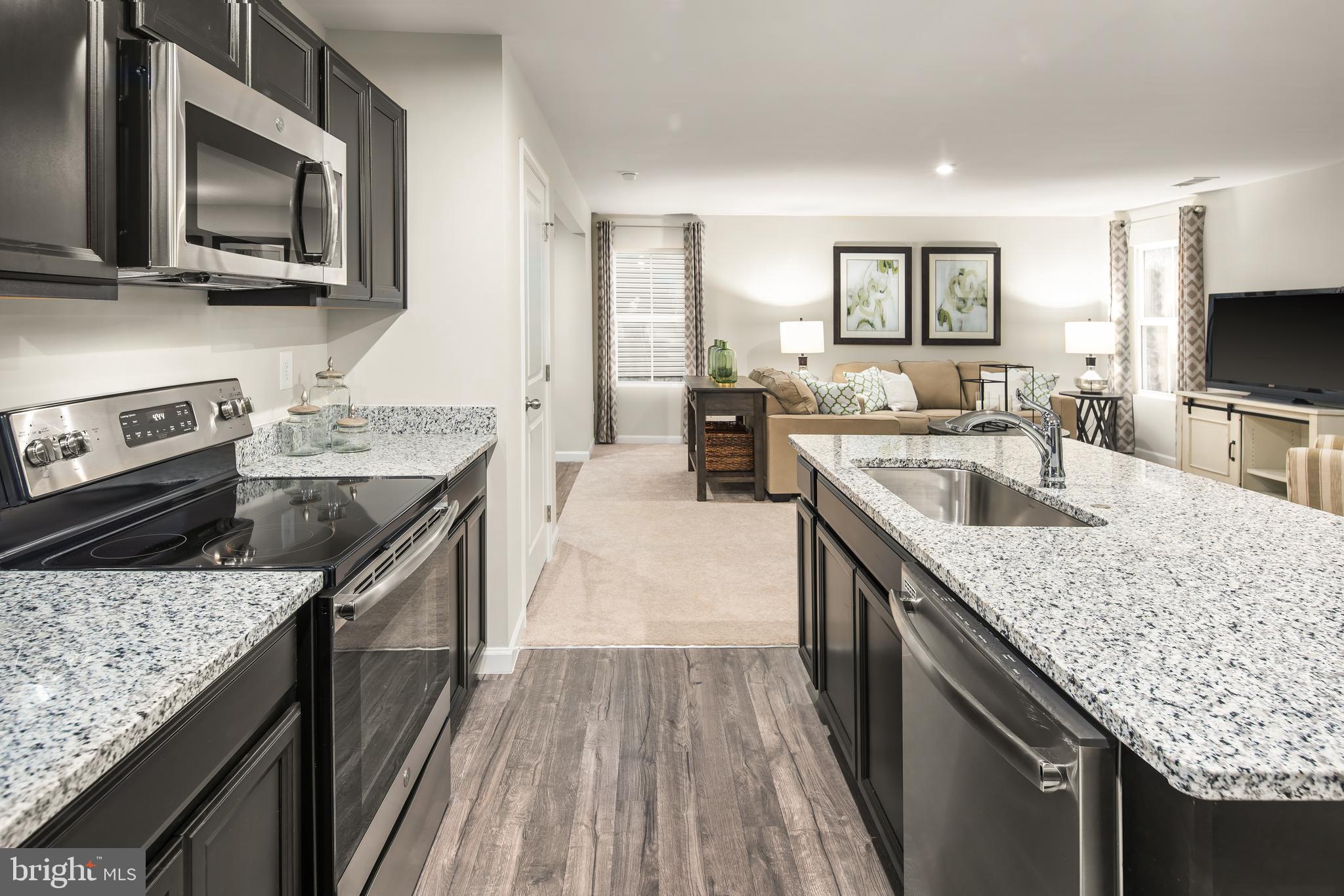 GREEN RIDGE MANOR - Residential