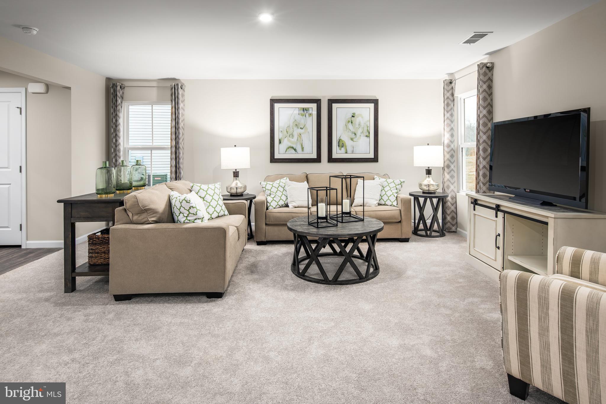 GREEN RIDGE MANOR - Residential