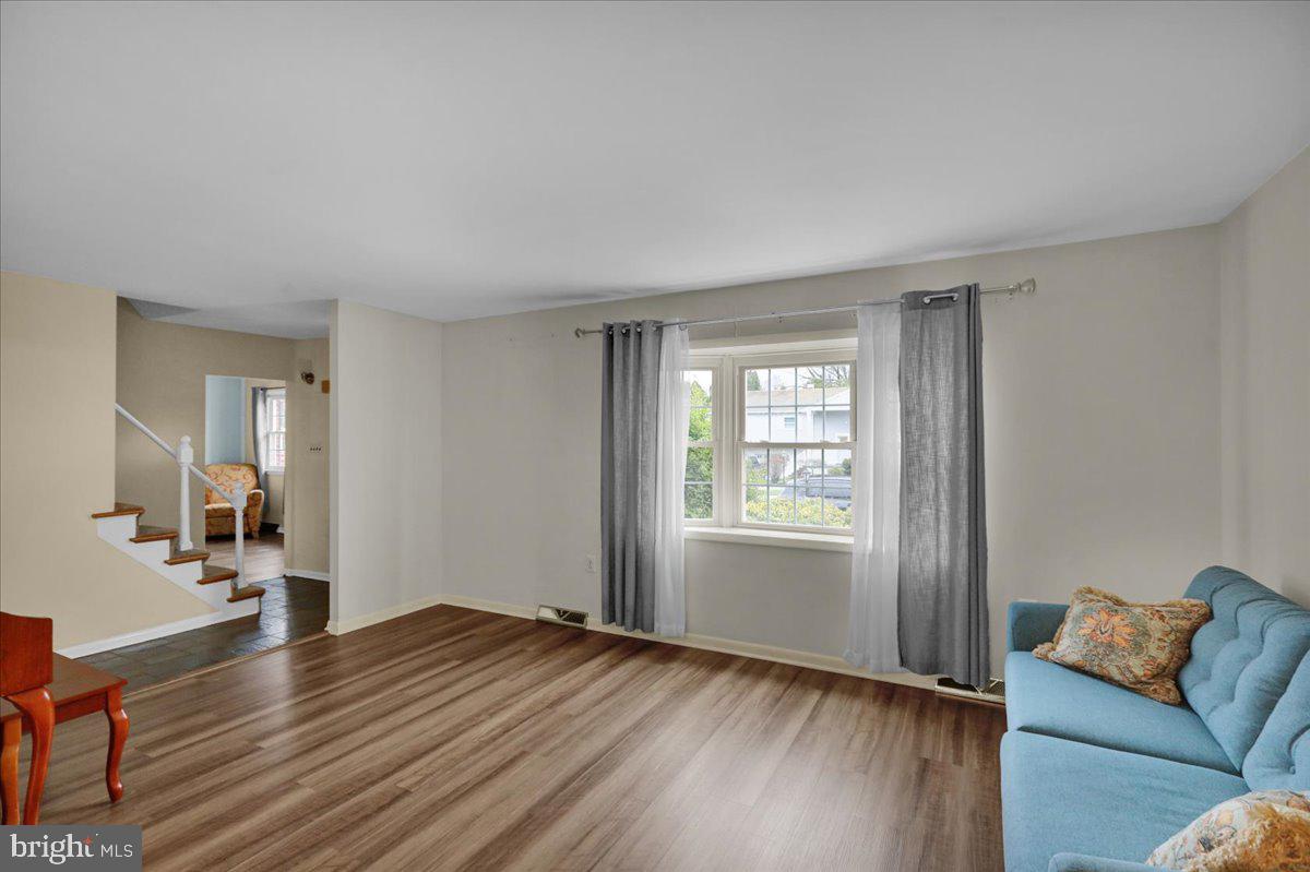 WELLINGTON DOWNES - Residential