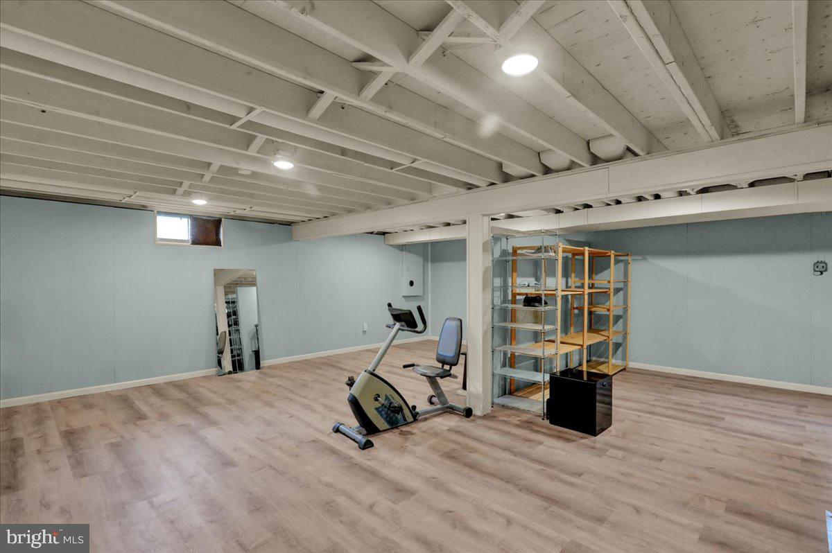 WELLINGTON DOWNES - Residential