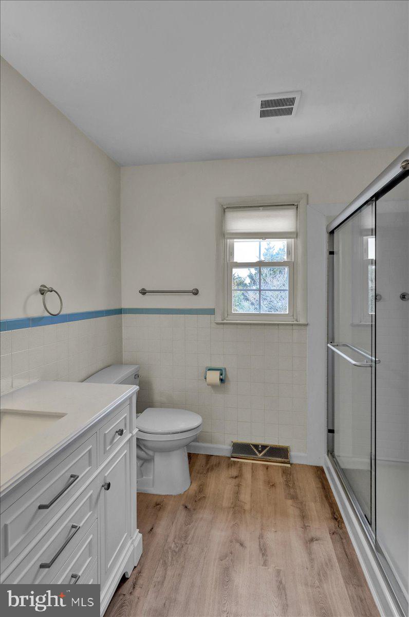 WELLINGTON DOWNES - Residential