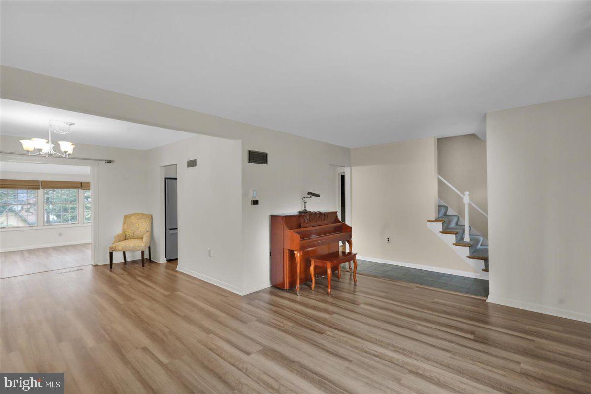 WELLINGTON DOWNES - Residential