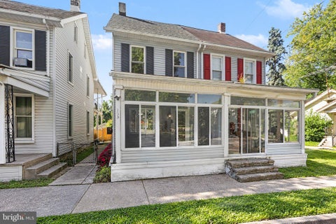 Townhouse For Sale - 153 Market Street<br/> HIGHSPIRE, PA 17034
