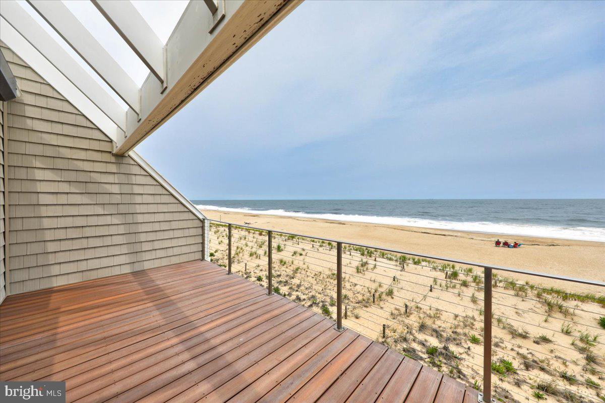 TOWER SHORES - Residential