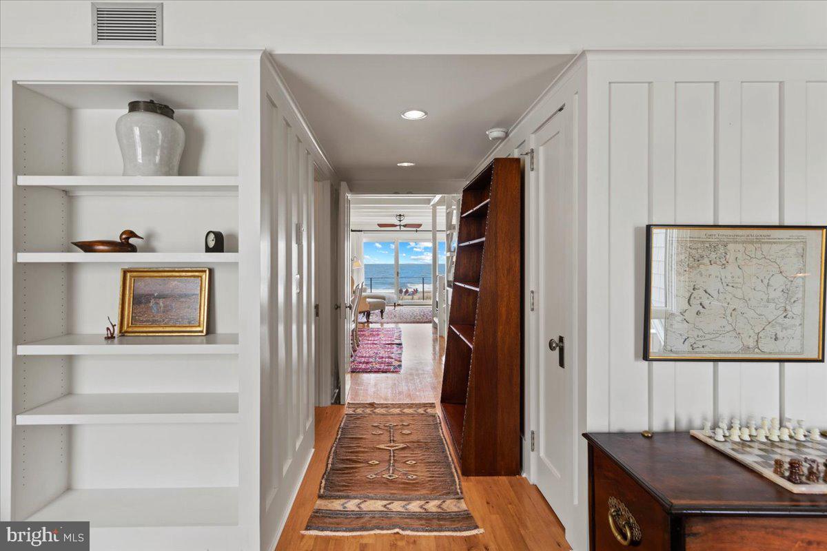 TOWER SHORES - Residential