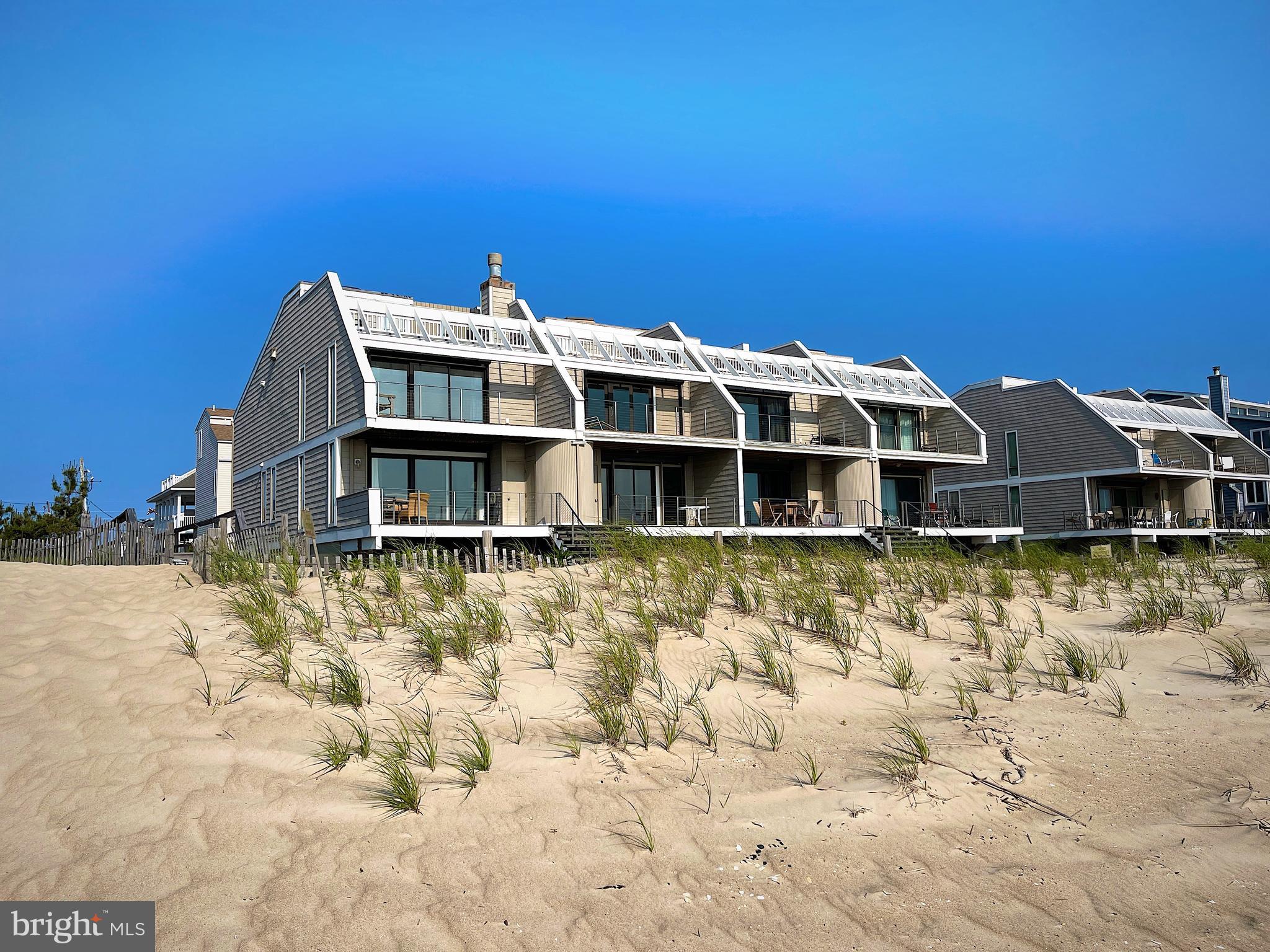 TOWER SHORES - Residential