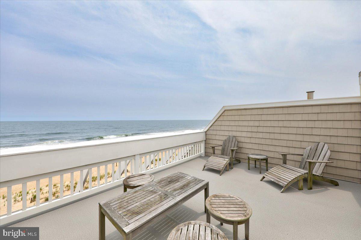 TOWER SHORES - Residential