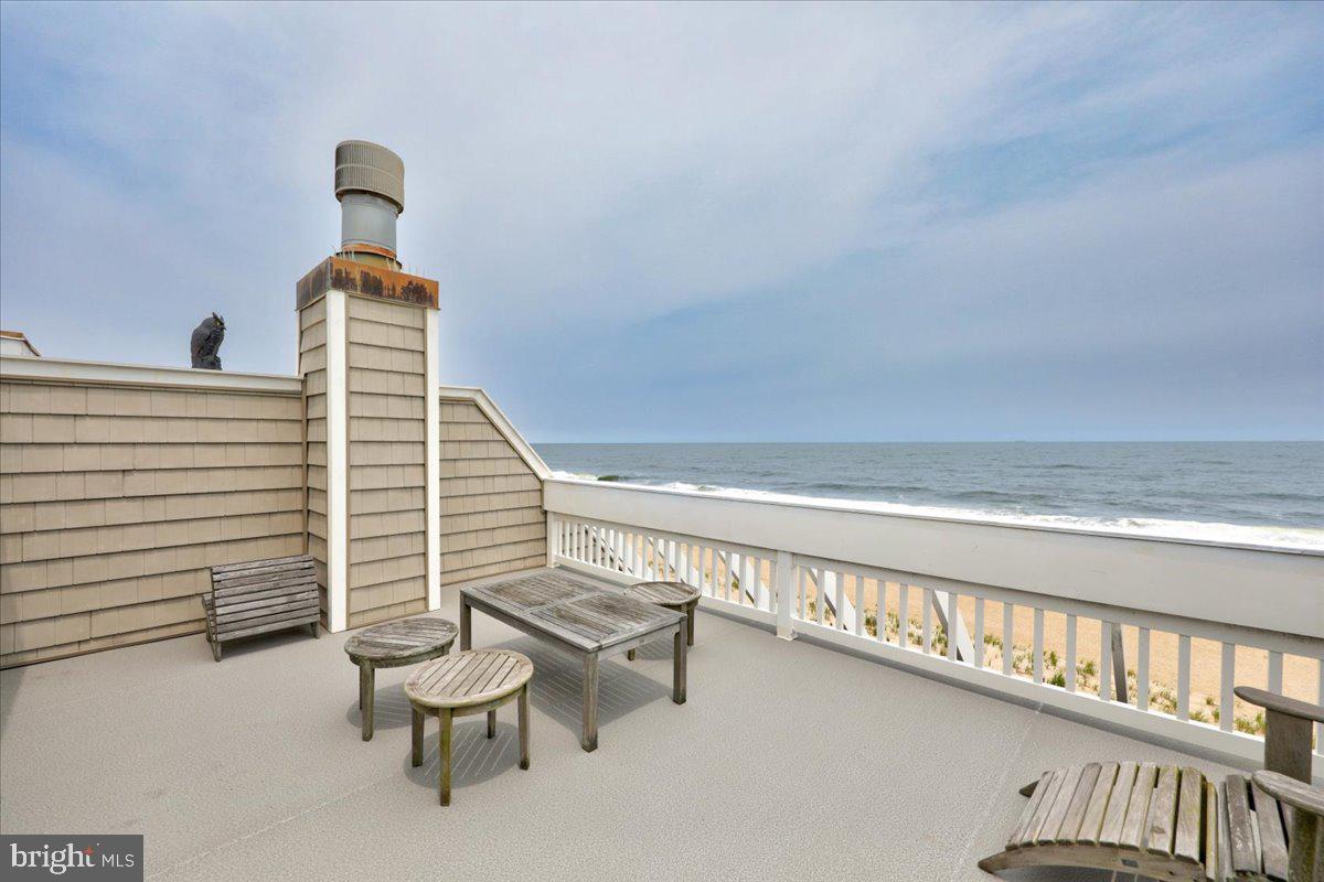 TOWER SHORES - Residential