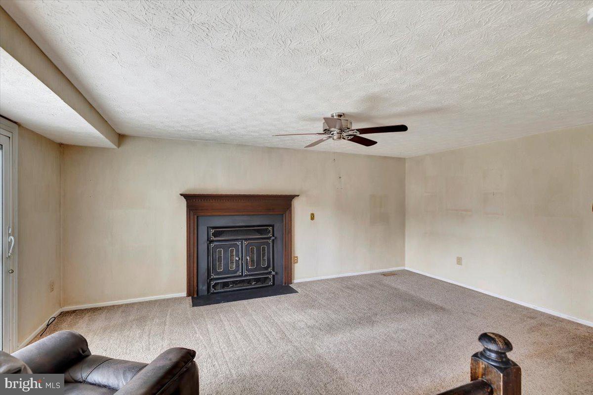 PINEDALE WOODS - Residential