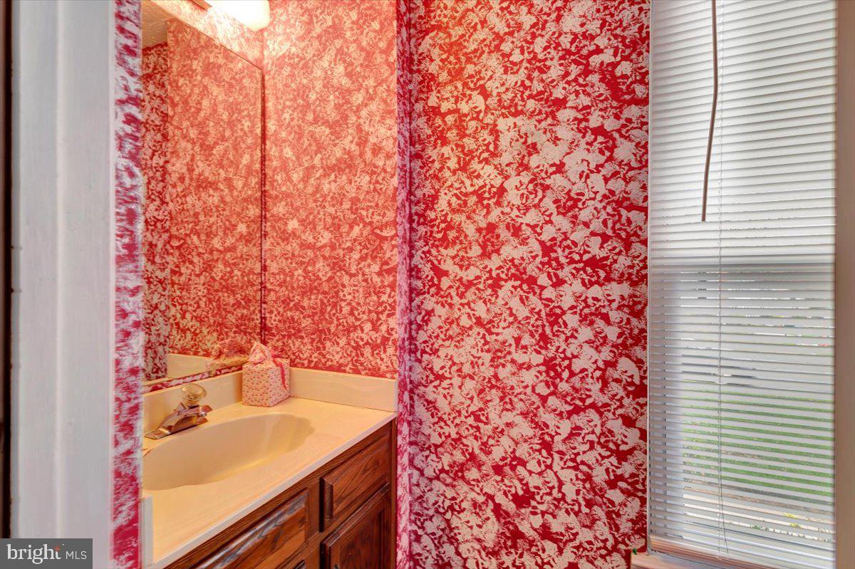 PINEDALE WOODS - Residential