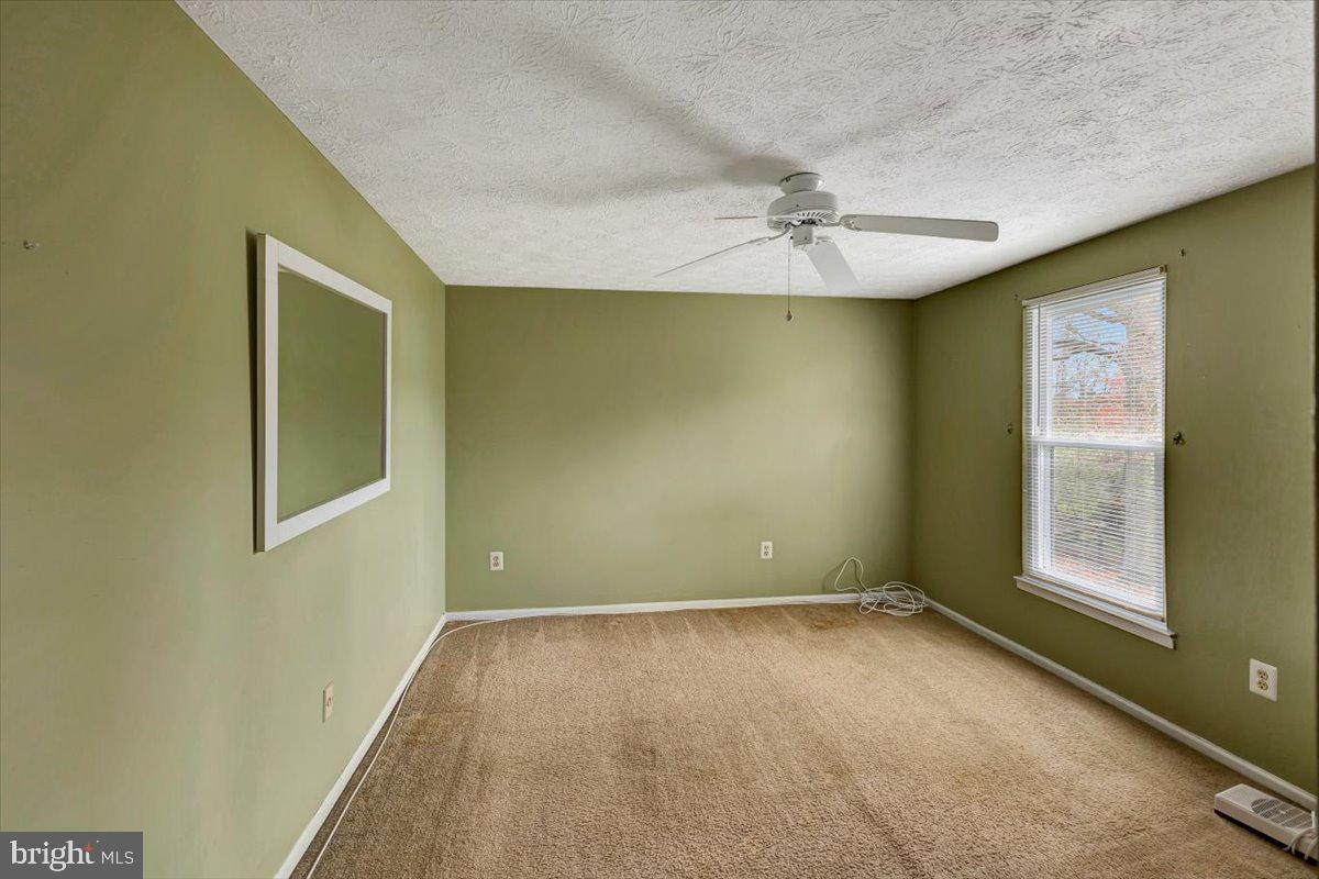 PINEDALE WOODS - Residential