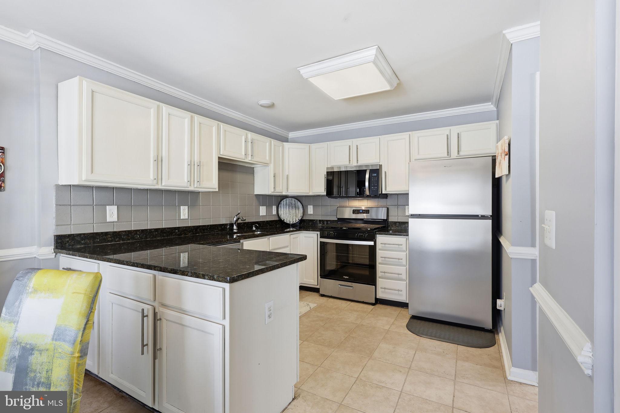 WELLINGTON/CLOVERHILL - Residential