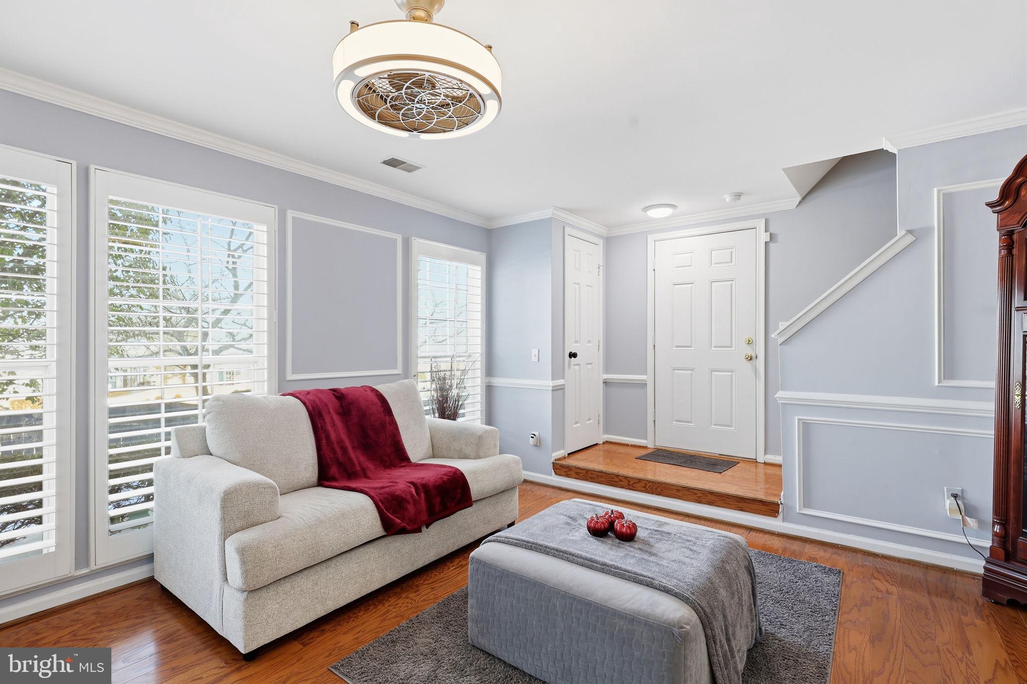 WELLINGTON/CLOVERHILL - Residential