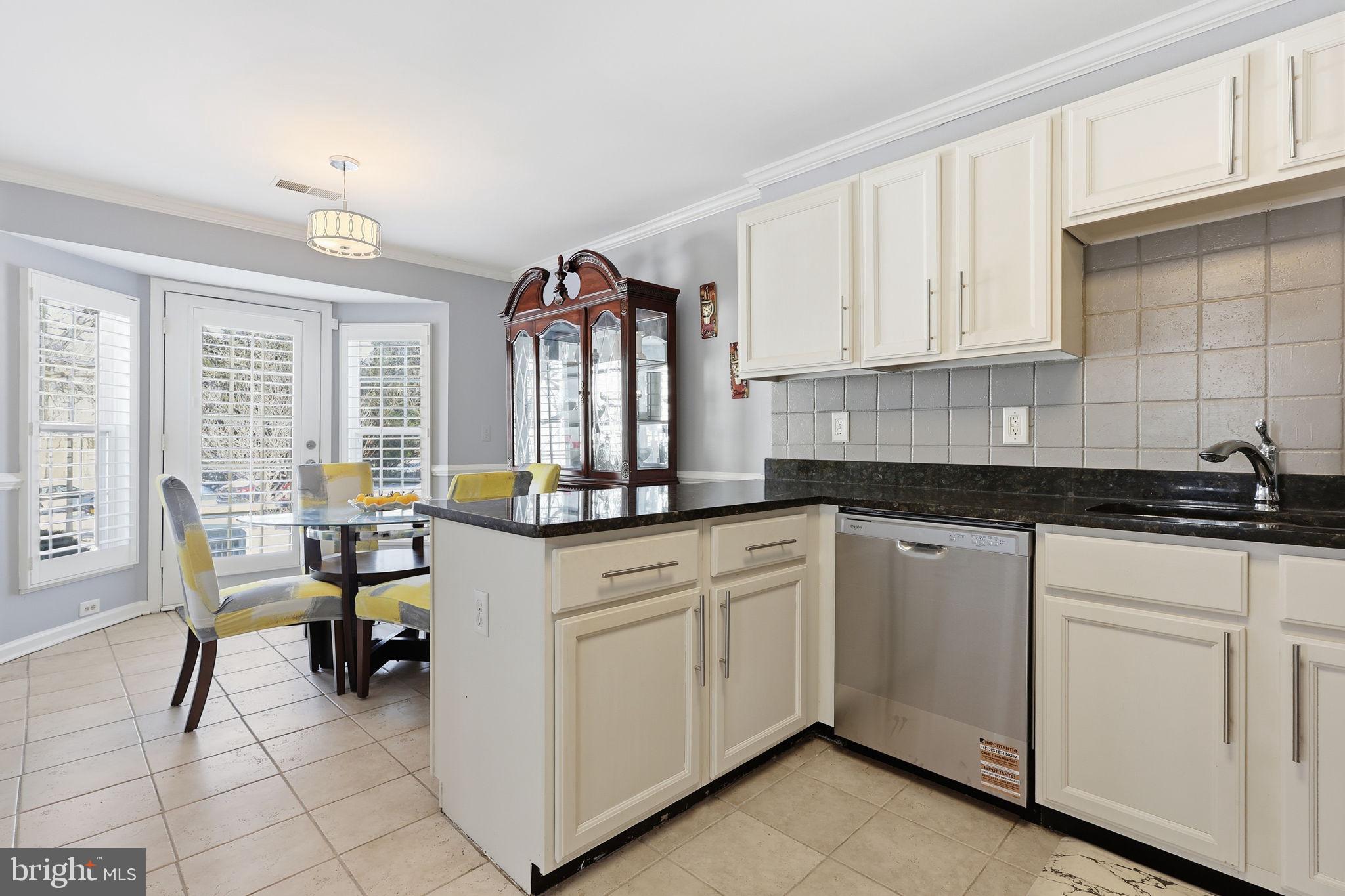 WELLINGTON/CLOVERHILL - Residential