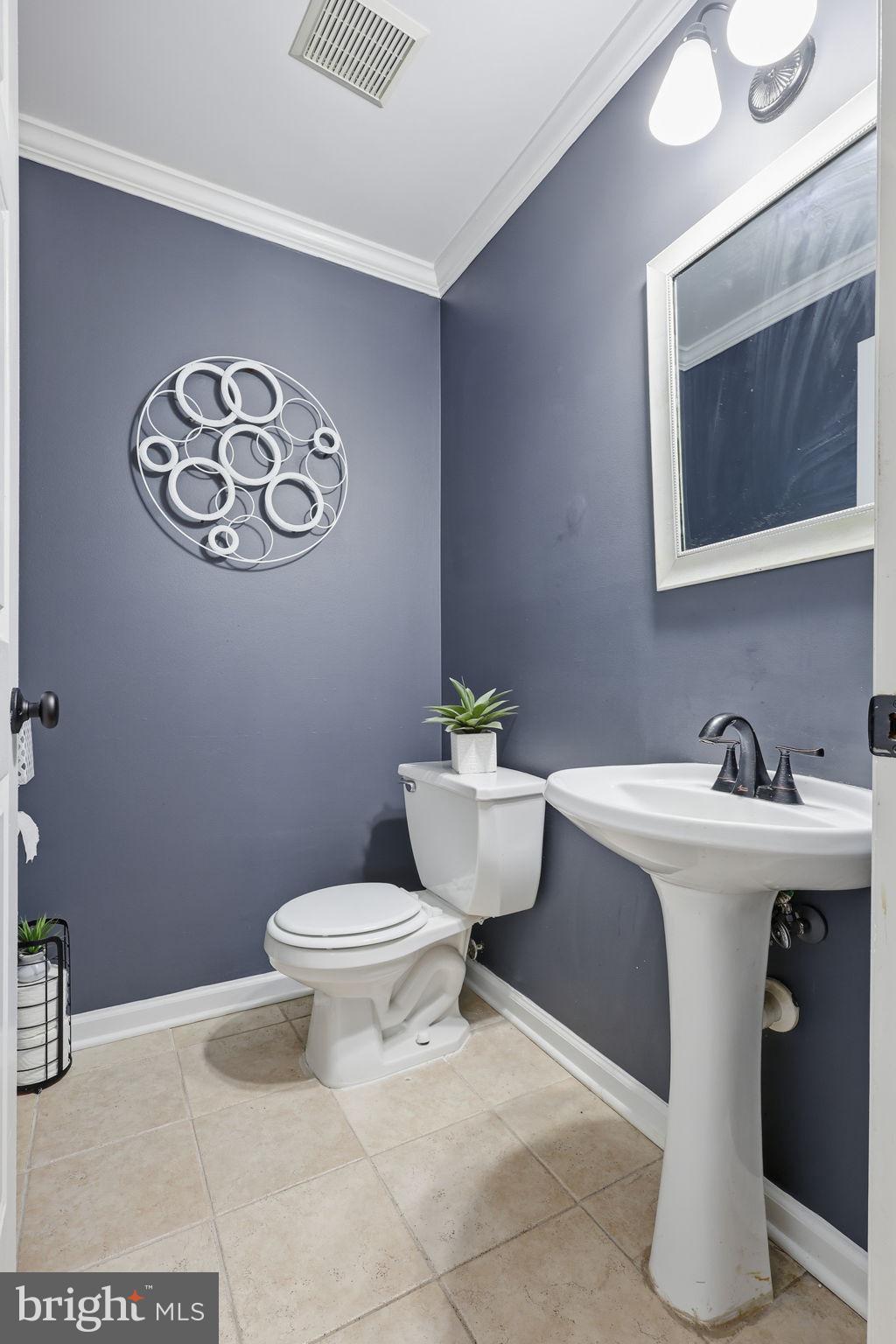 WELLINGTON/CLOVERHILL - Residential