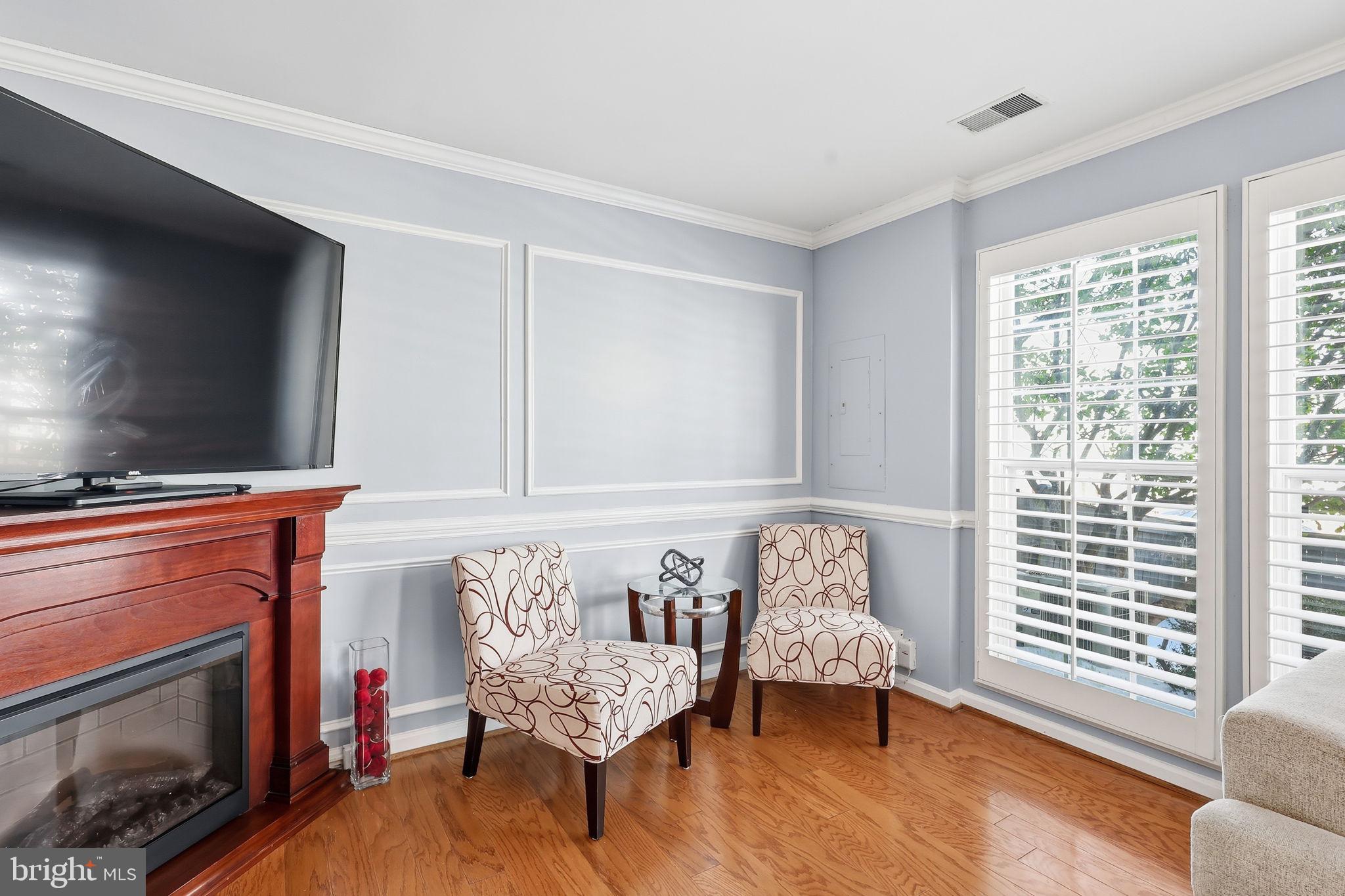 WELLINGTON/CLOVERHILL - Residential