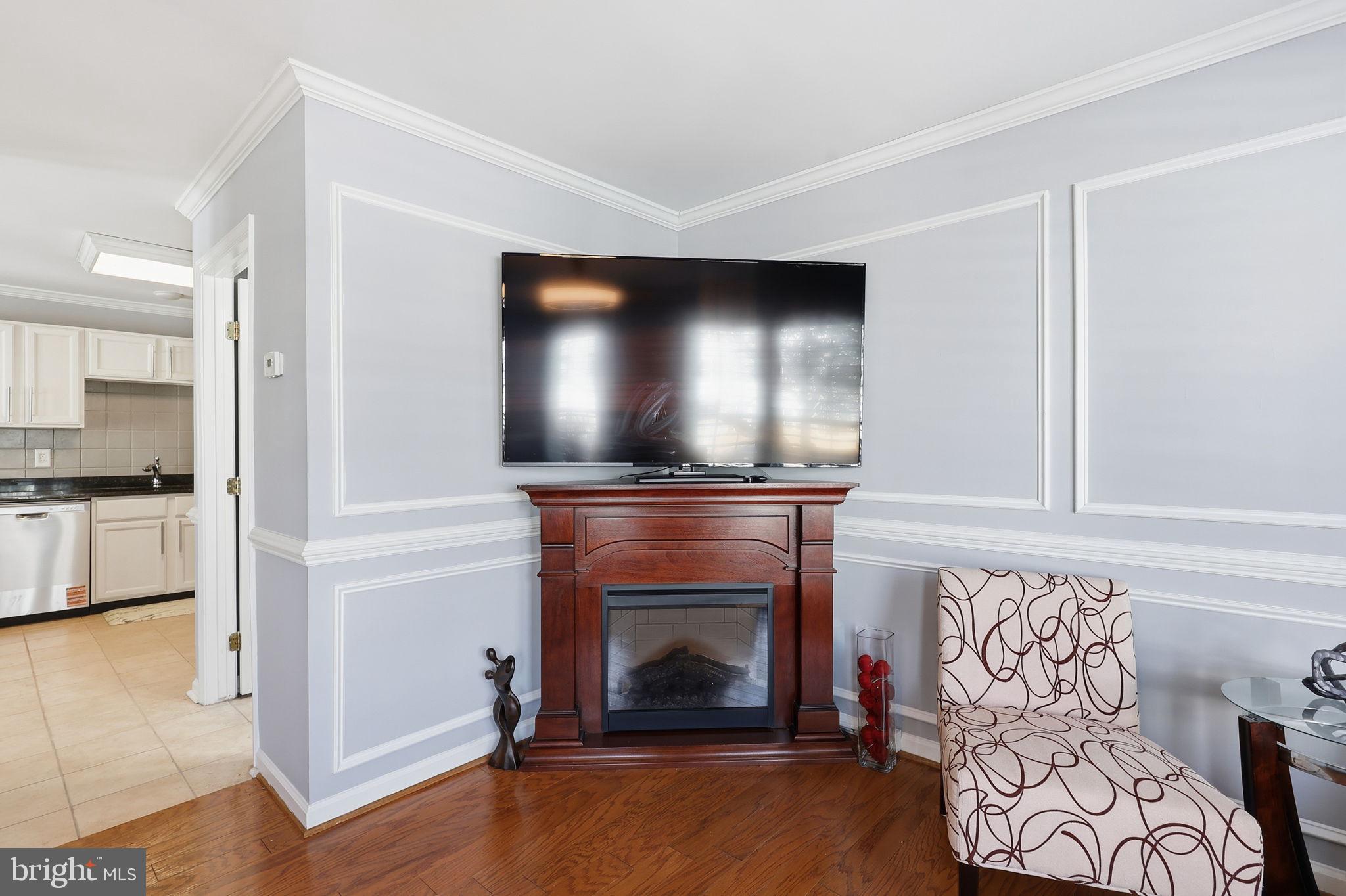 WELLINGTON/CLOVERHILL - Residential