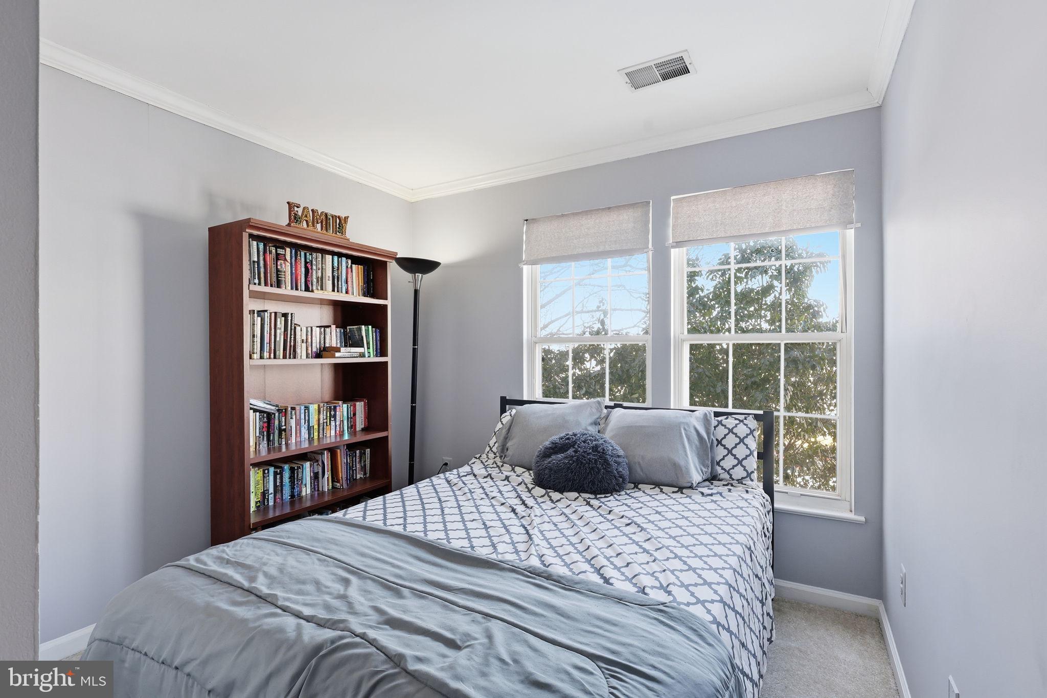 WELLINGTON/CLOVERHILL - Residential