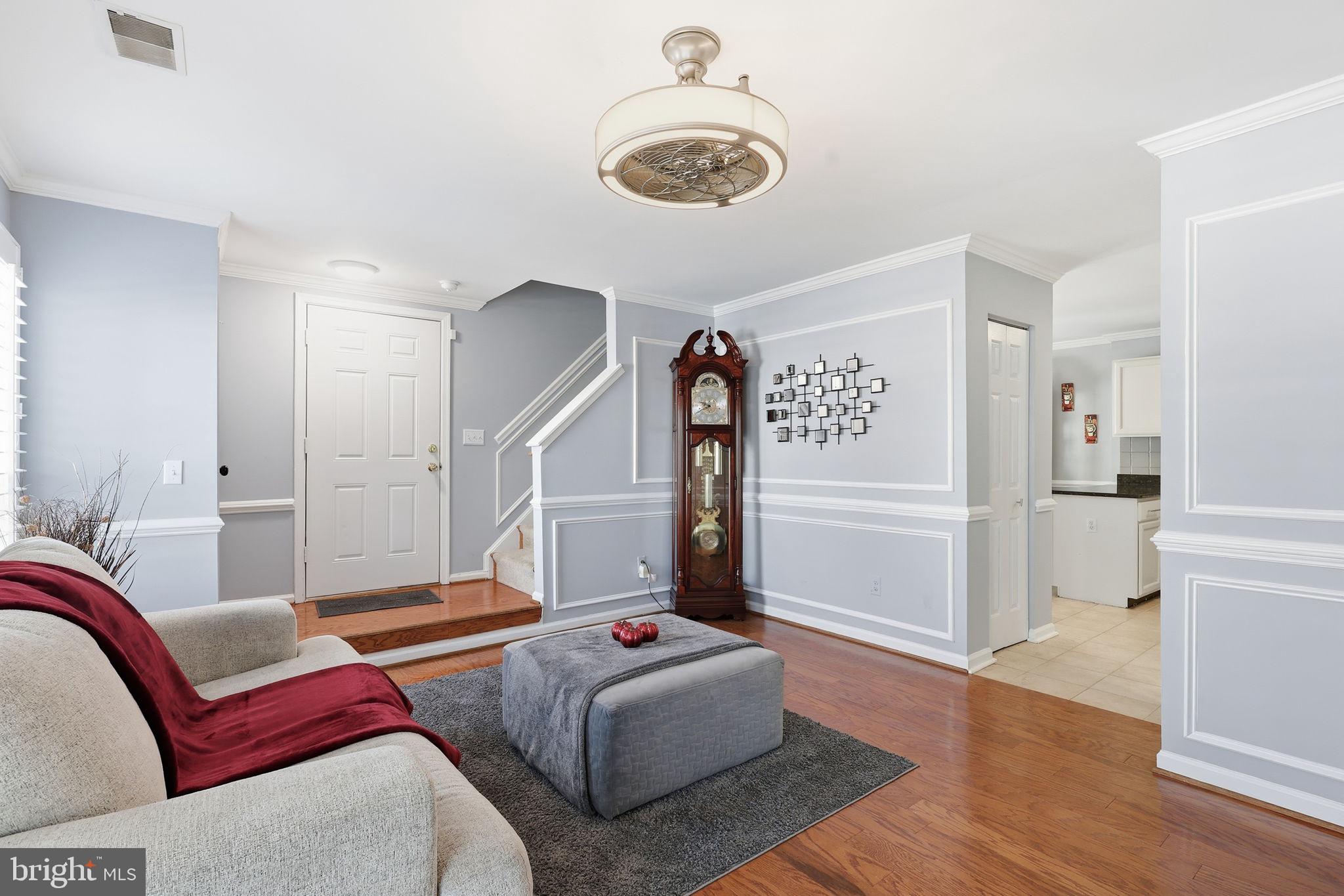 WELLINGTON/CLOVERHILL - Residential