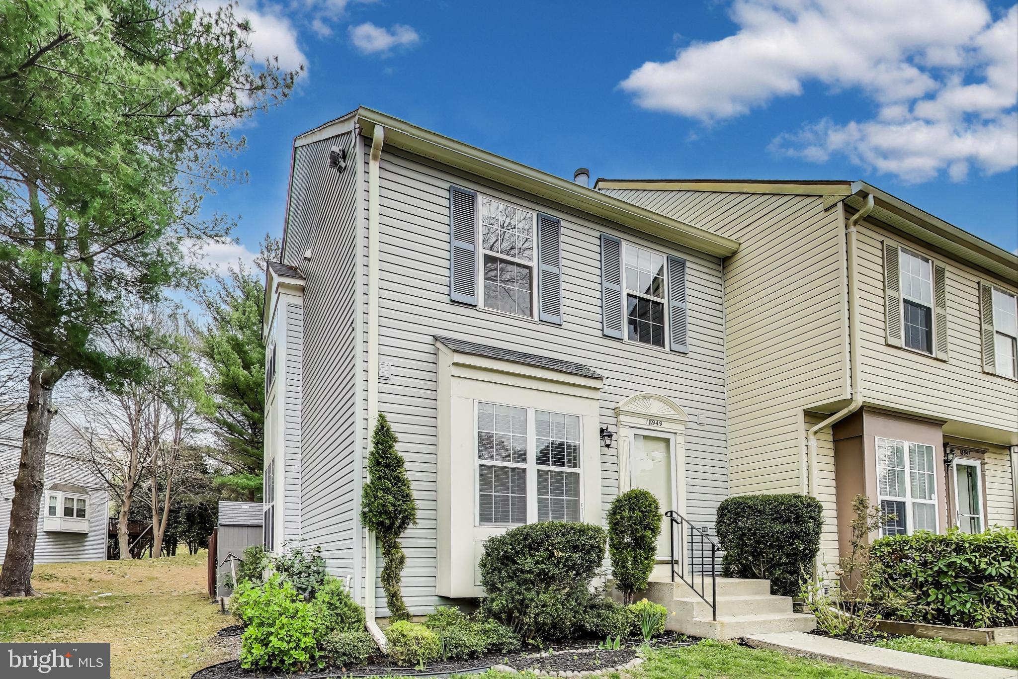 GUNNERS LAKE VILLAGE - Residential