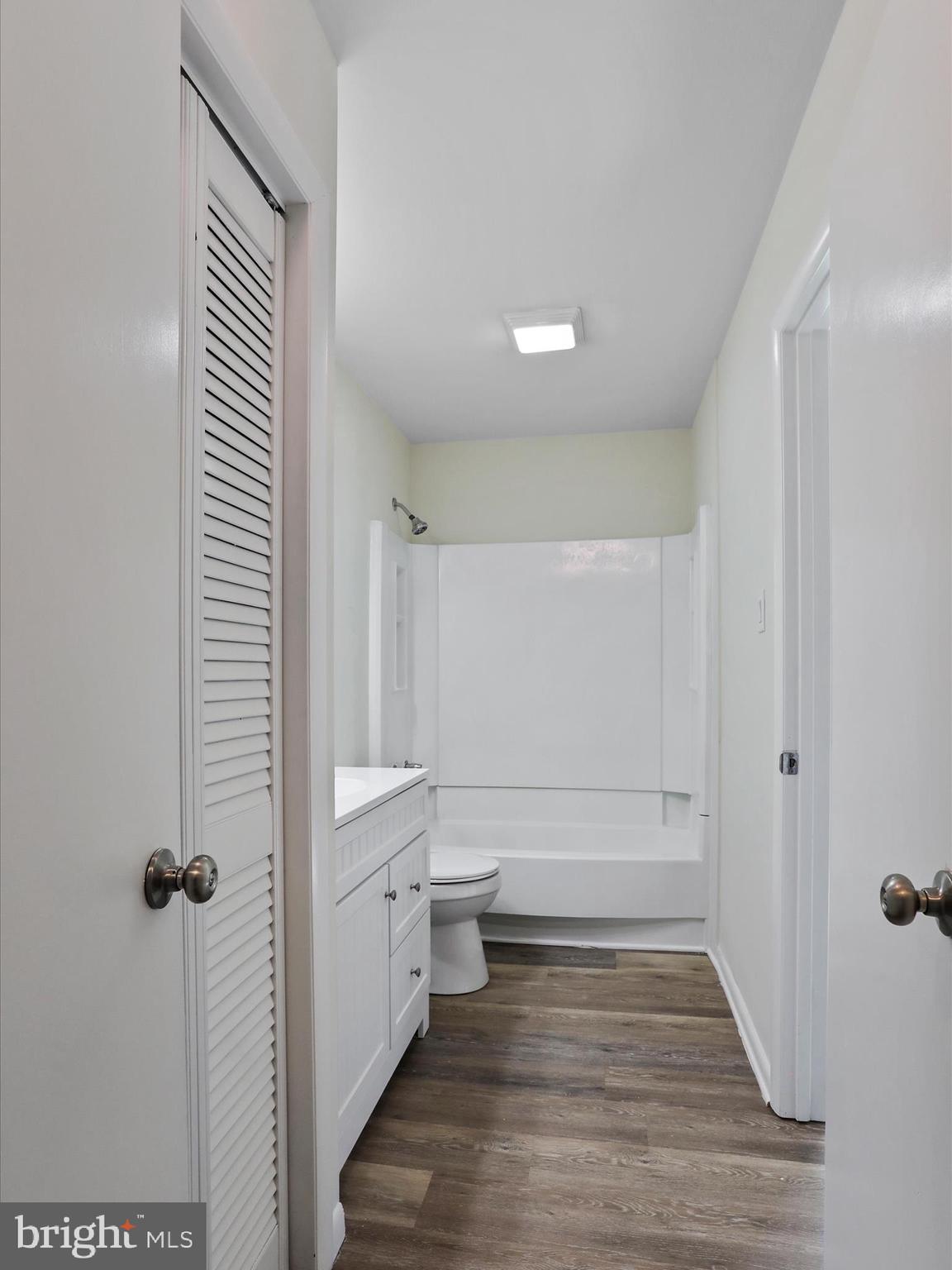 HENSELL HEIGHTS - Residential