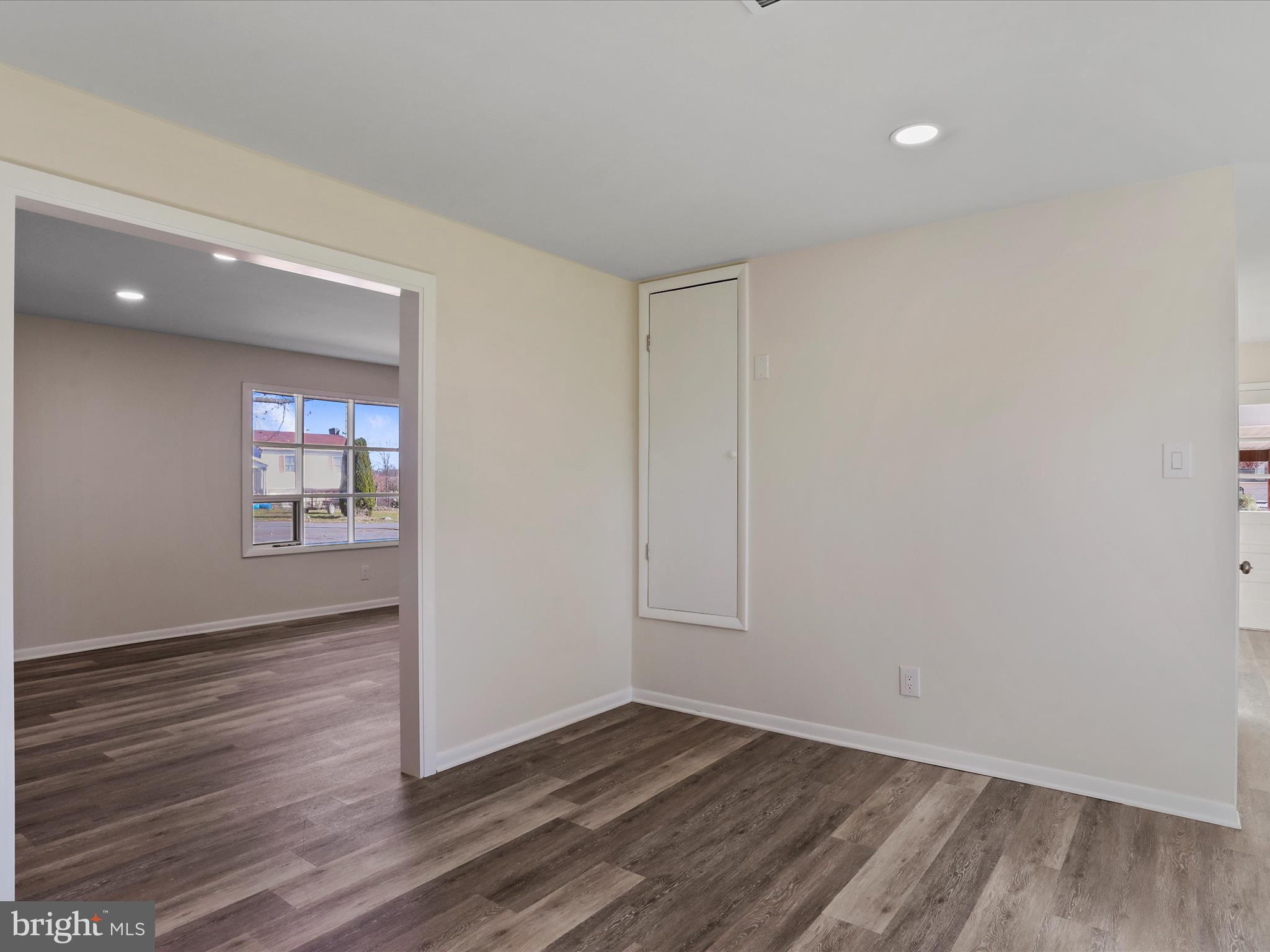 HENSELL HEIGHTS - Residential