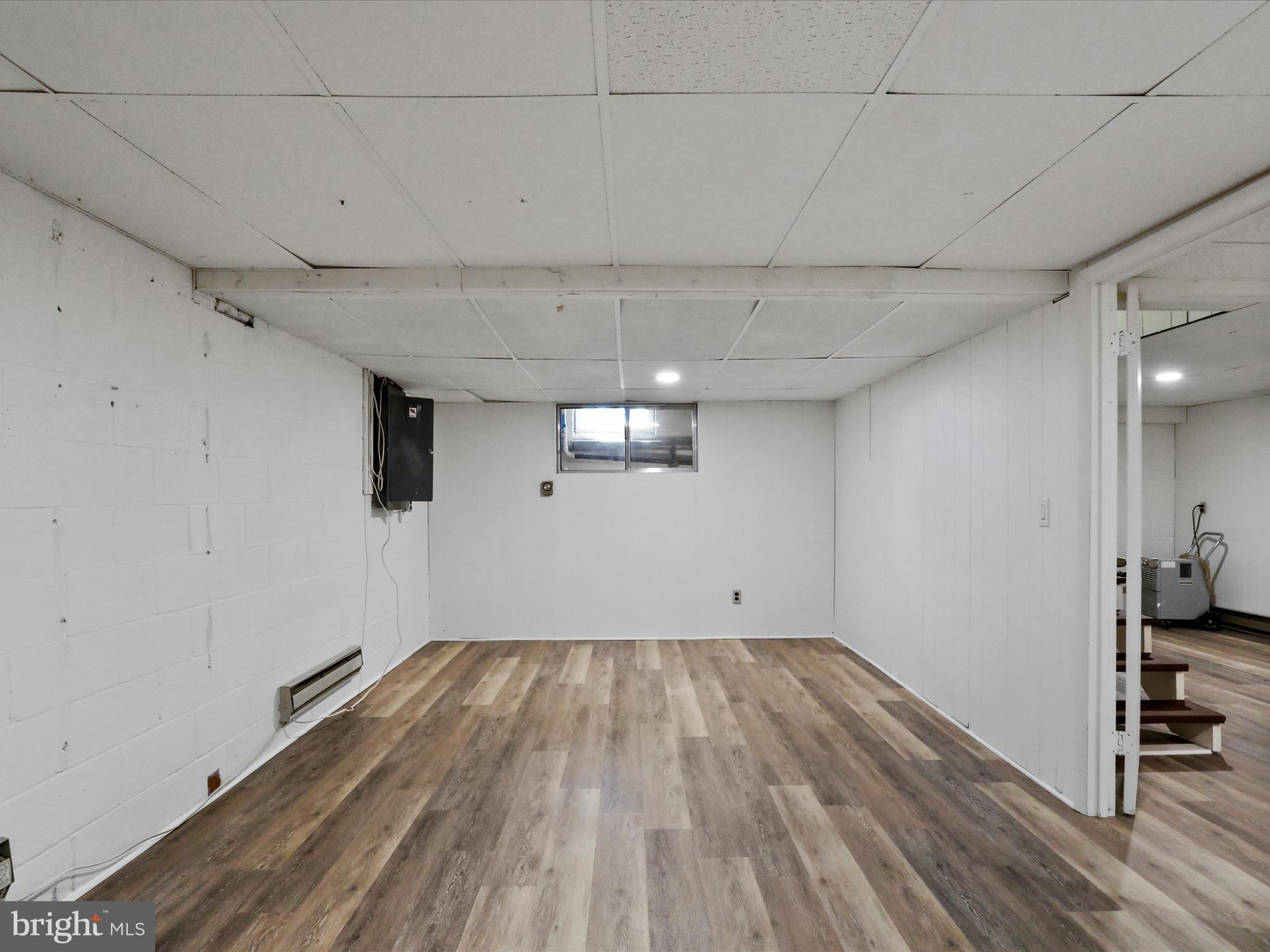 HENSELL HEIGHTS - Residential