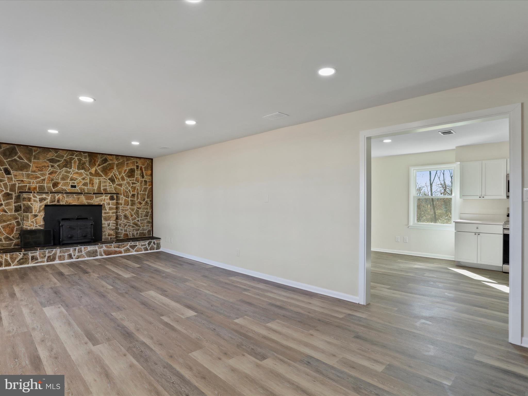 HENSELL HEIGHTS - Residential