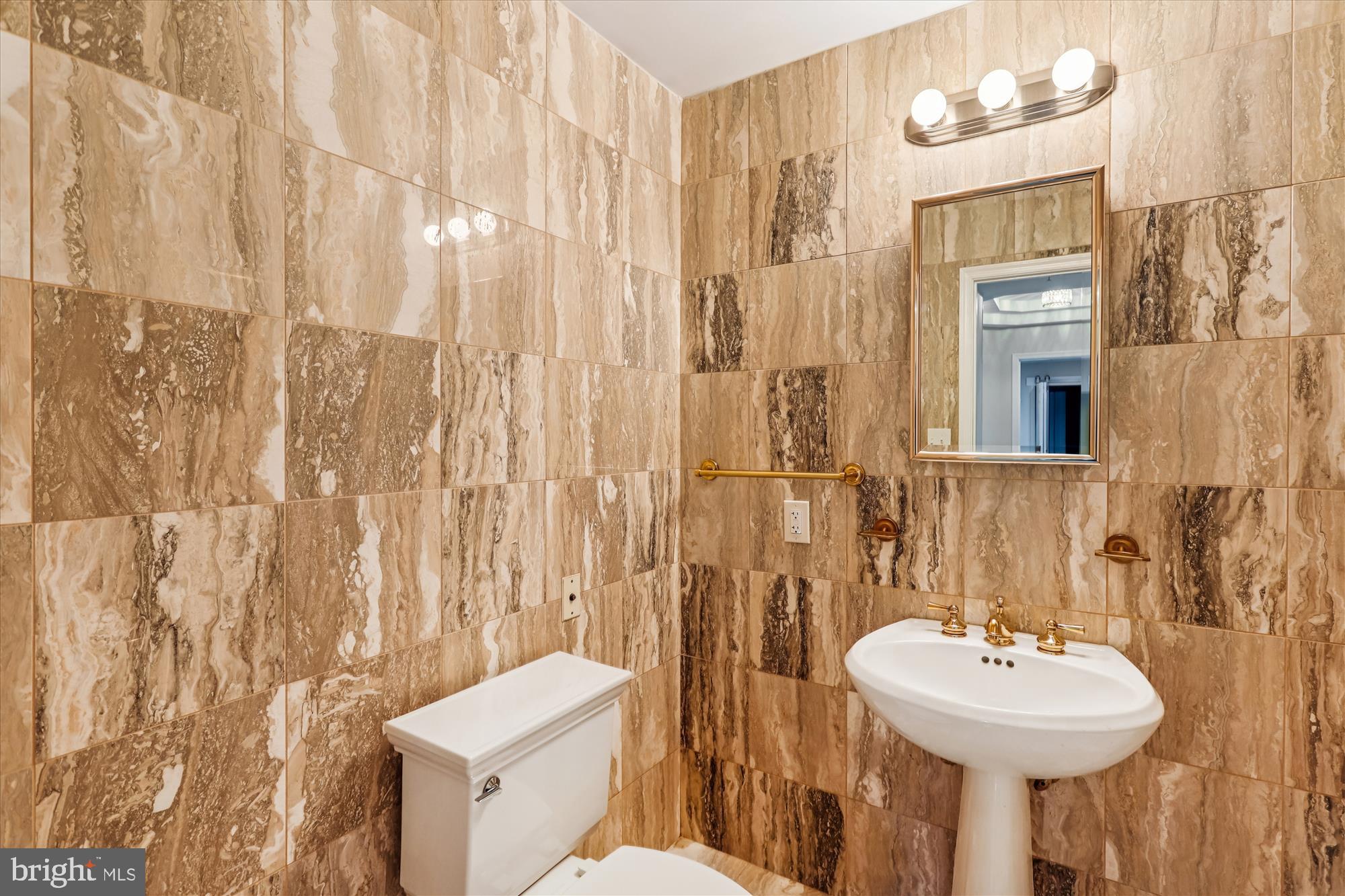 TUSCANY-CANTERBURY - Residential