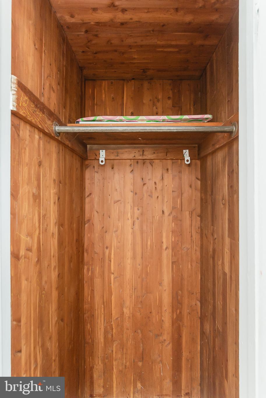 PARKVILLE SUMMIT - Residential