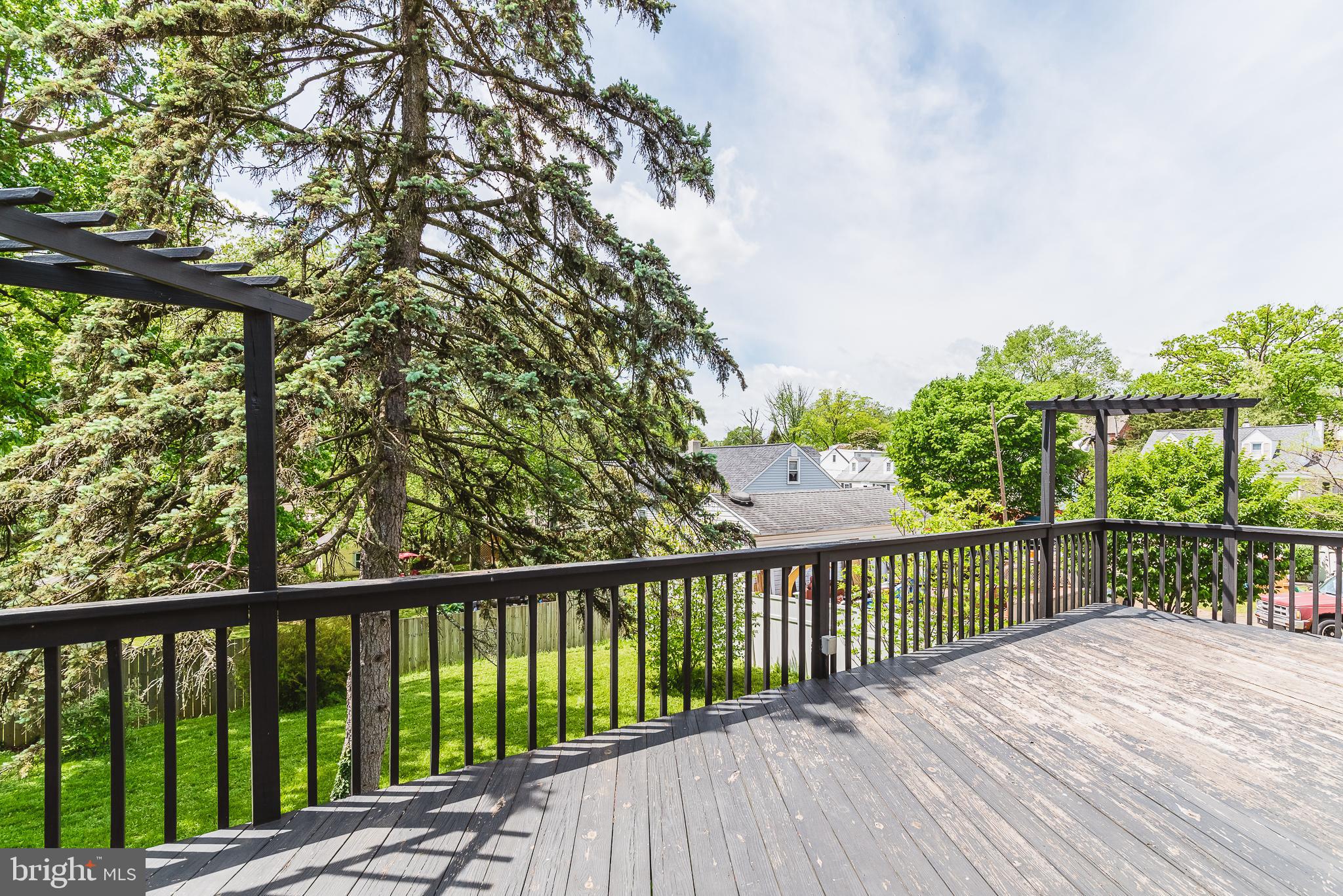 PARKVILLE SUMMIT - Residential