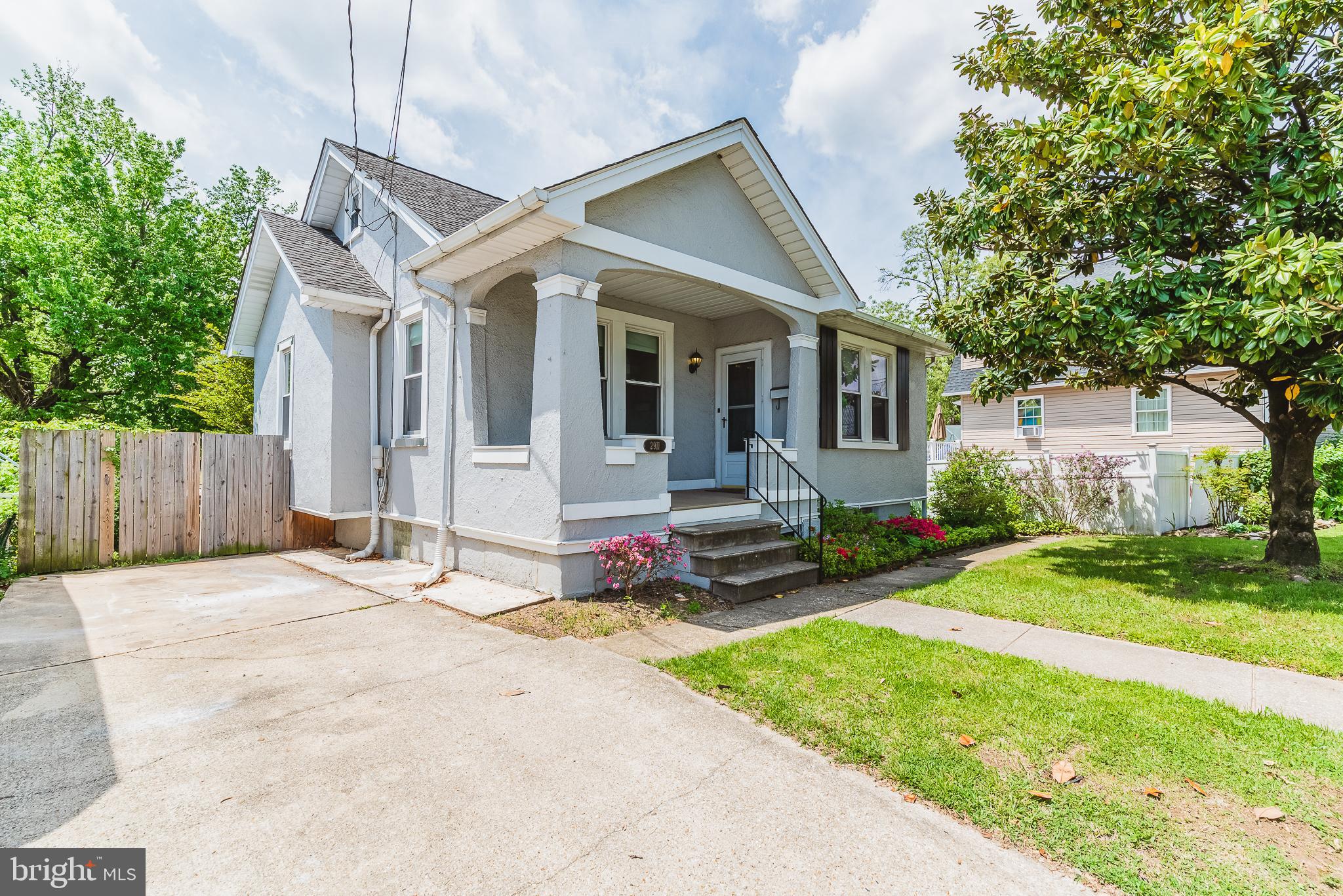 PARKVILLE SUMMIT - Residential