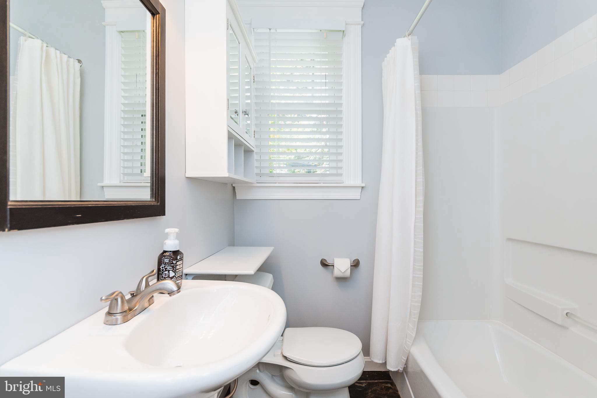 PARKVILLE SUMMIT - Residential