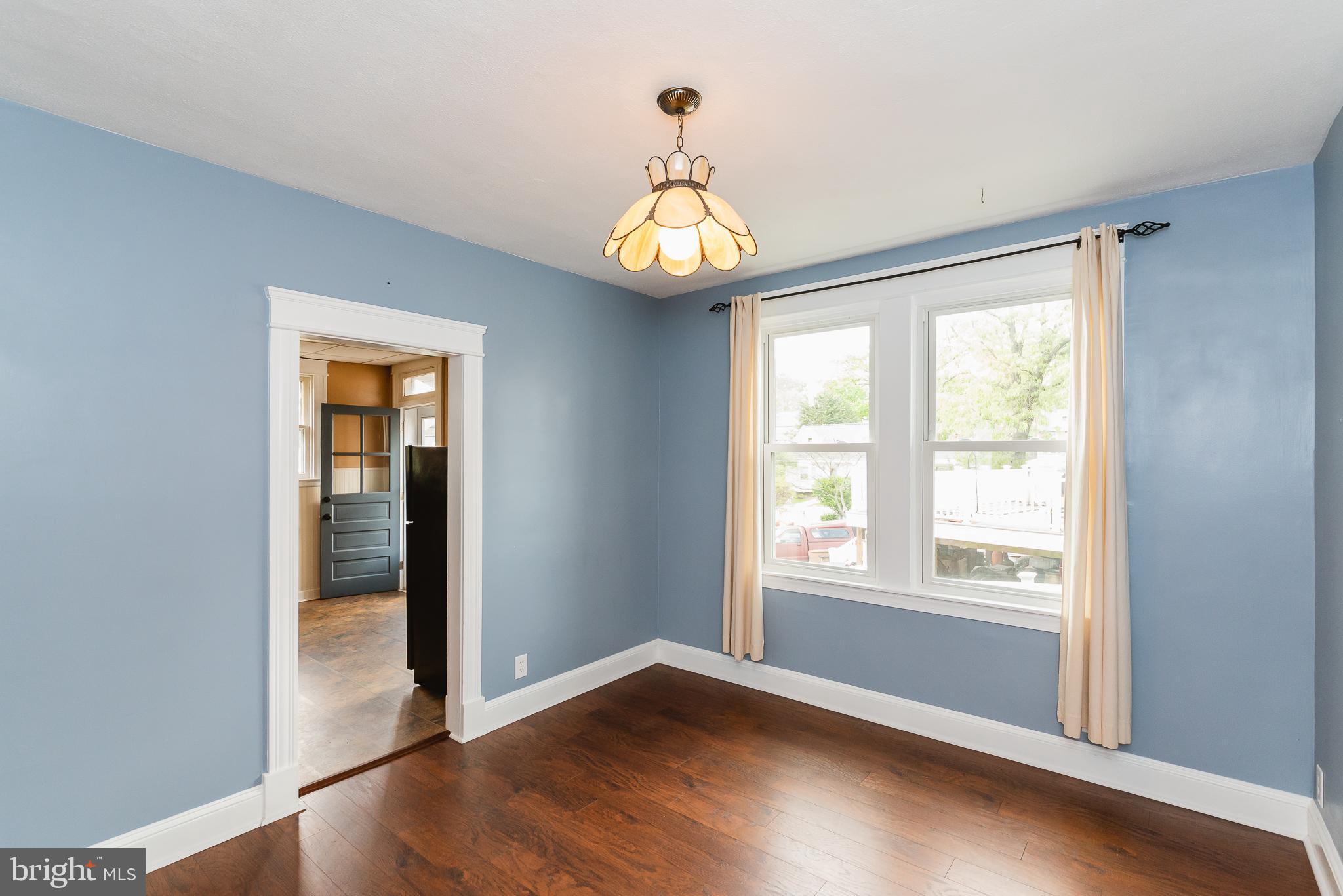 PARKVILLE SUMMIT - Residential