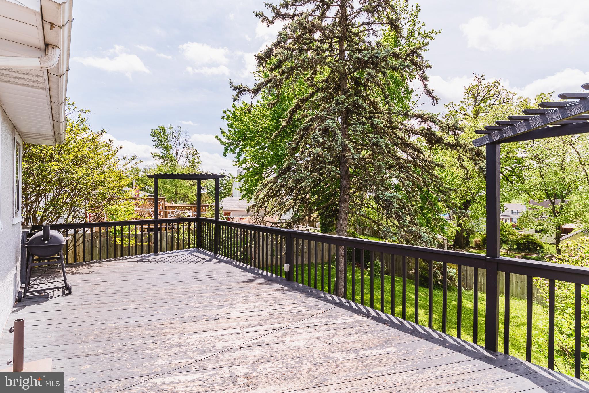 PARKVILLE SUMMIT - Residential