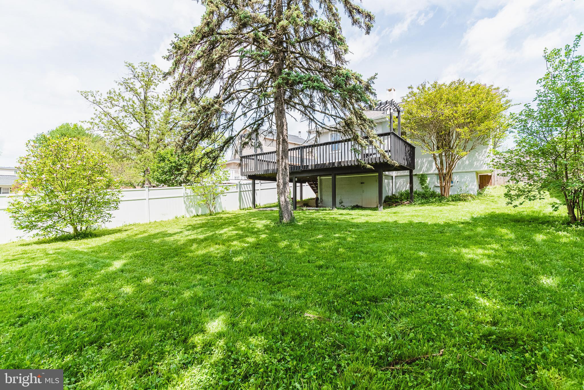 PARKVILLE SUMMIT - Residential