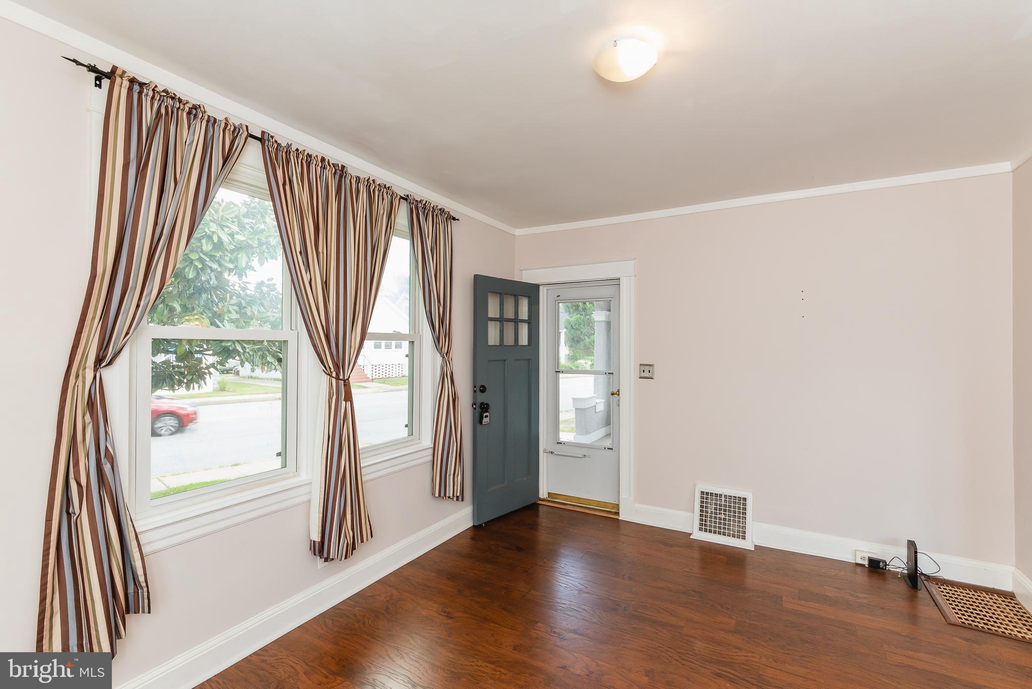 PARKVILLE SUMMIT - Residential