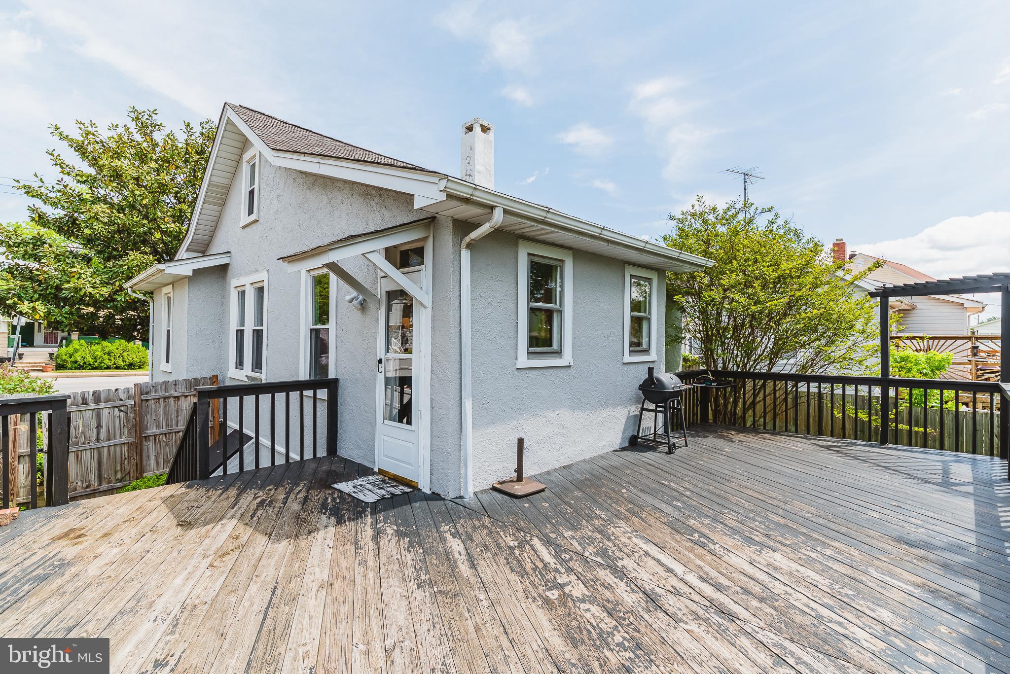 PARKVILLE SUMMIT - Residential